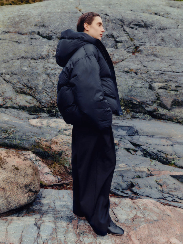 Dana Down Jacket in Black