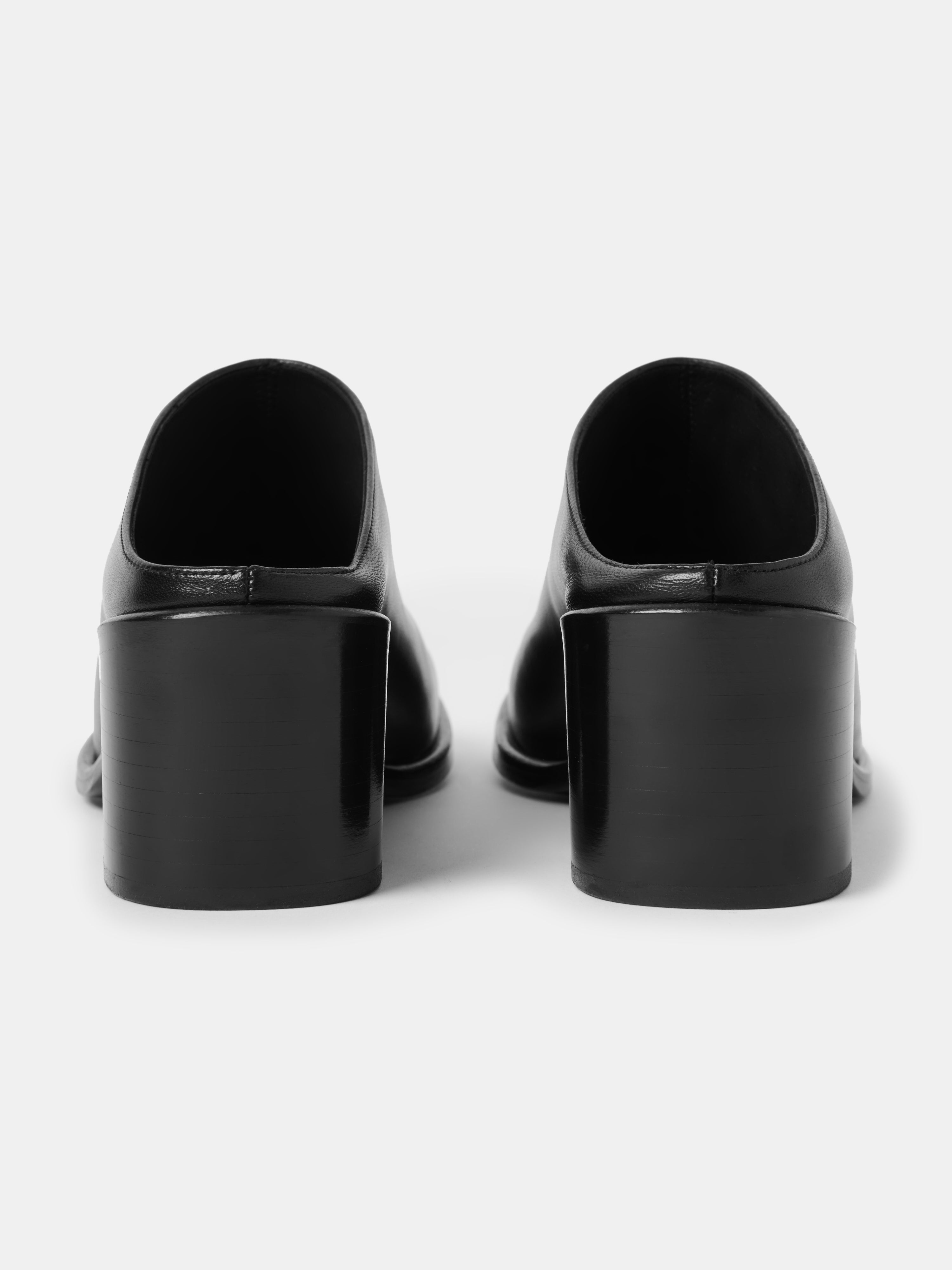 STUDIO NICHOLSON TATE SHOE ミュール Jackson Shoe in Black | Derby Shoe | Studio Nicholson