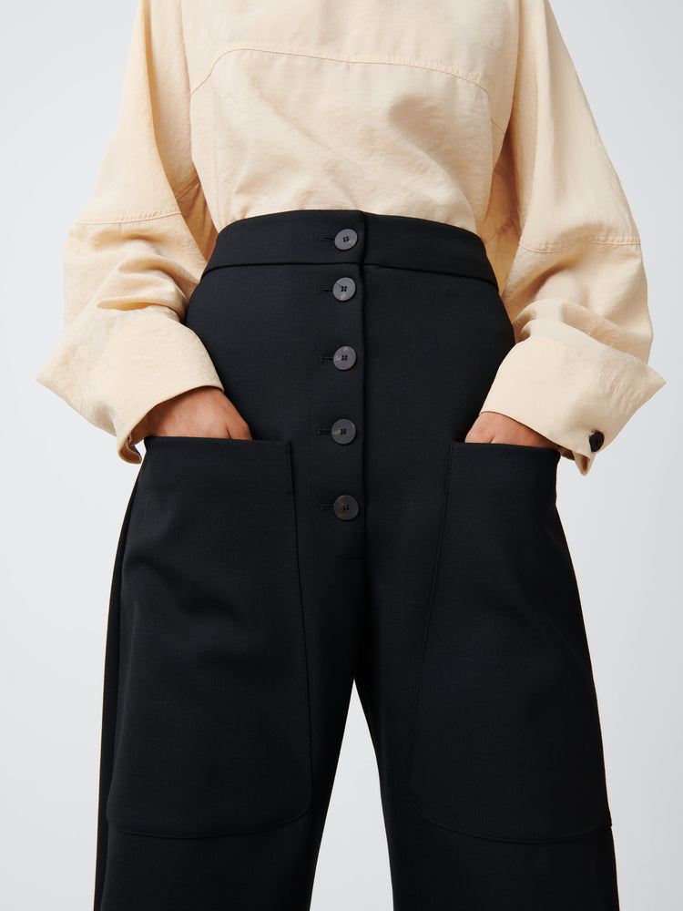 Taupo Pant in Black