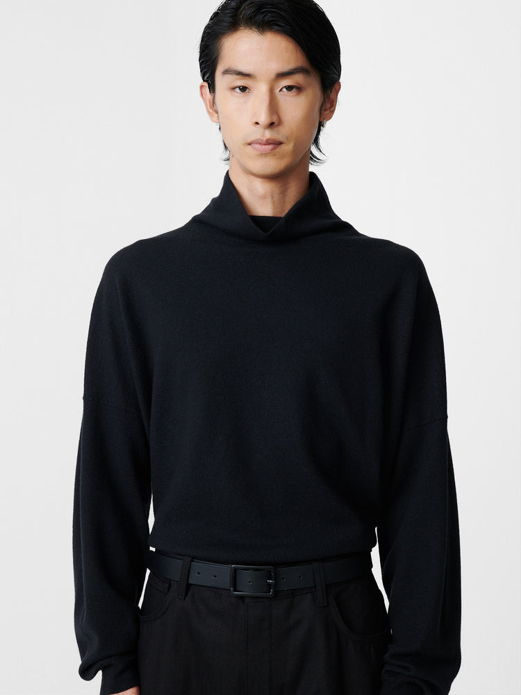 Tensa Knit in Darkest Navy