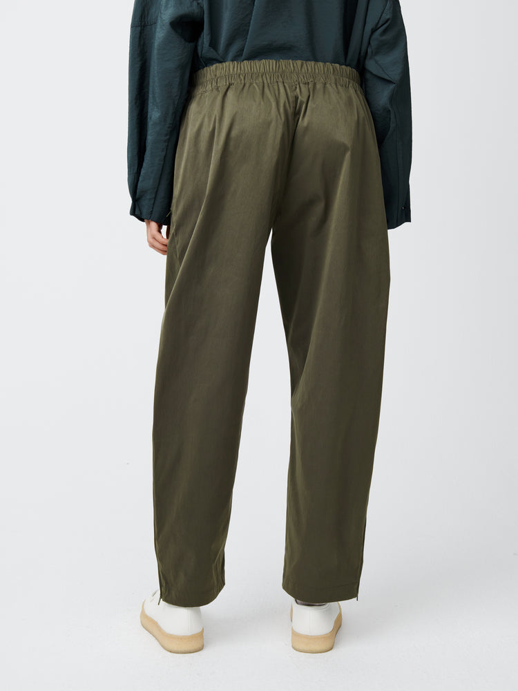 Toba Pant in Army Green