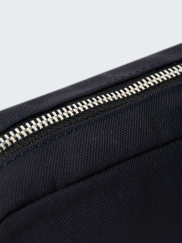 Transit Pouch in Darkest Navy