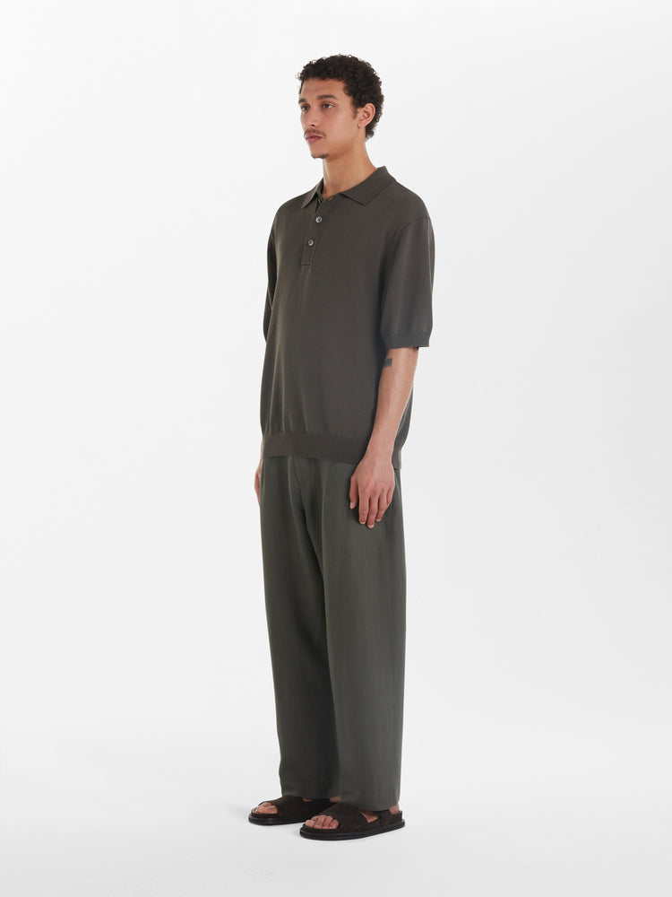 Tuck Linen Pant in Black Olive