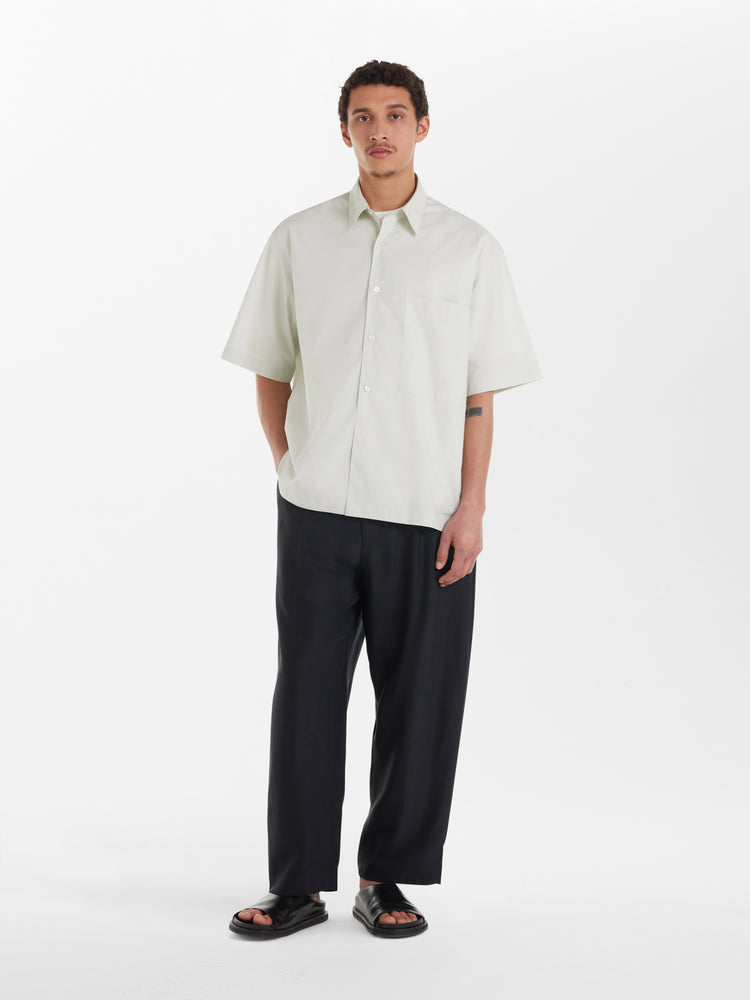 Tuck Linen Pant in Darkest Navy