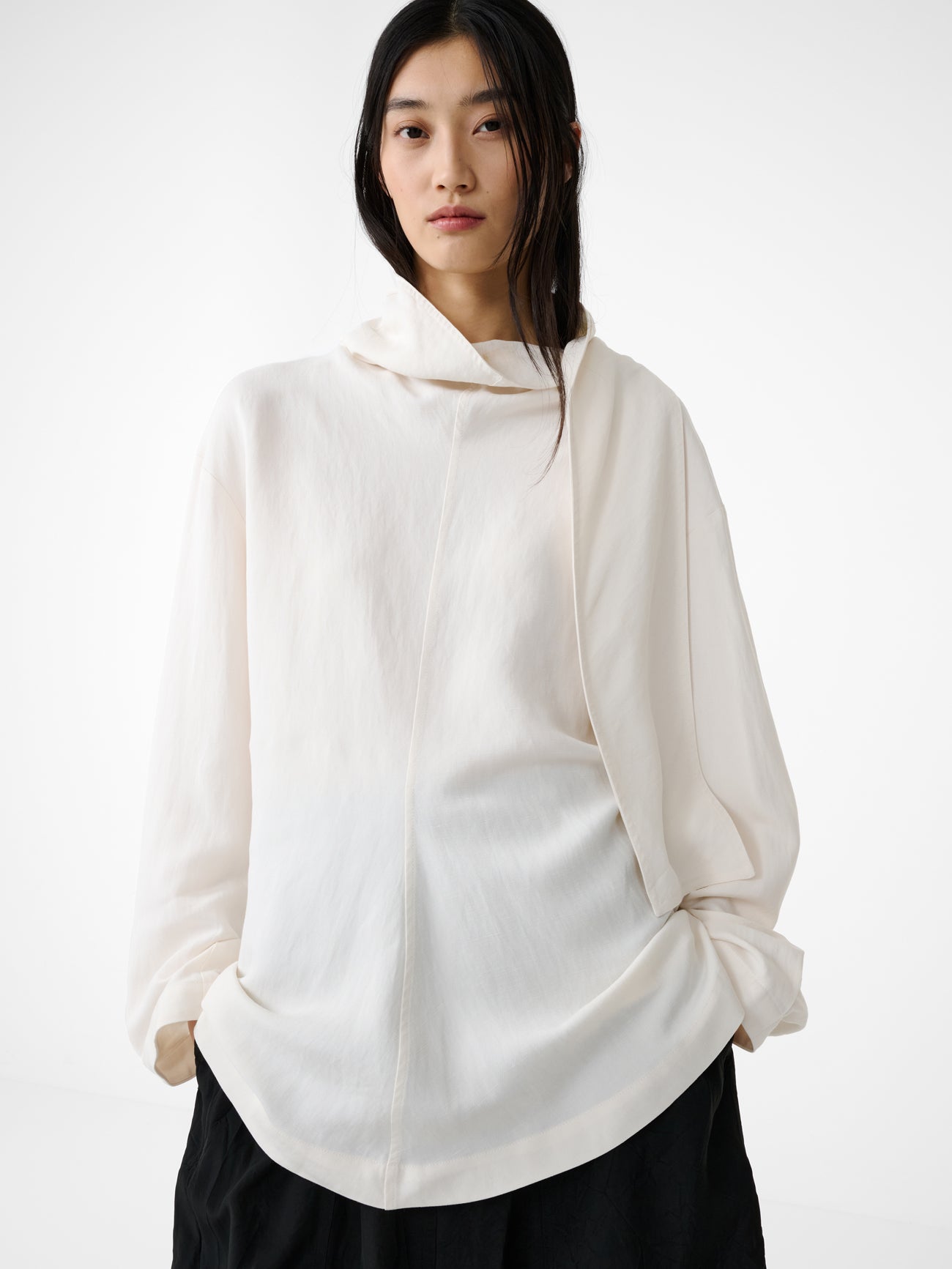Valery Linen Top in Chalk
