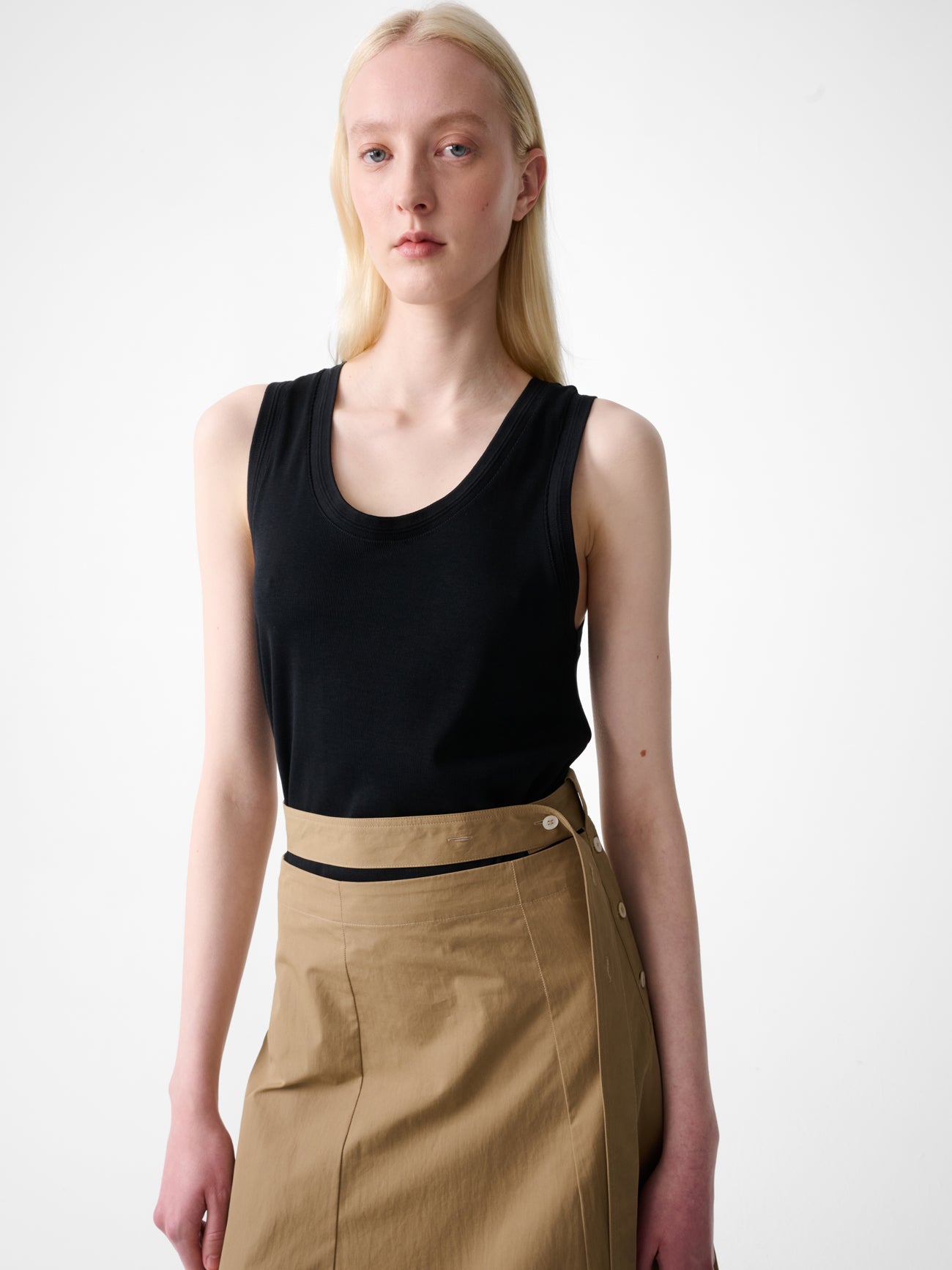 Votan Jersey Top in Black