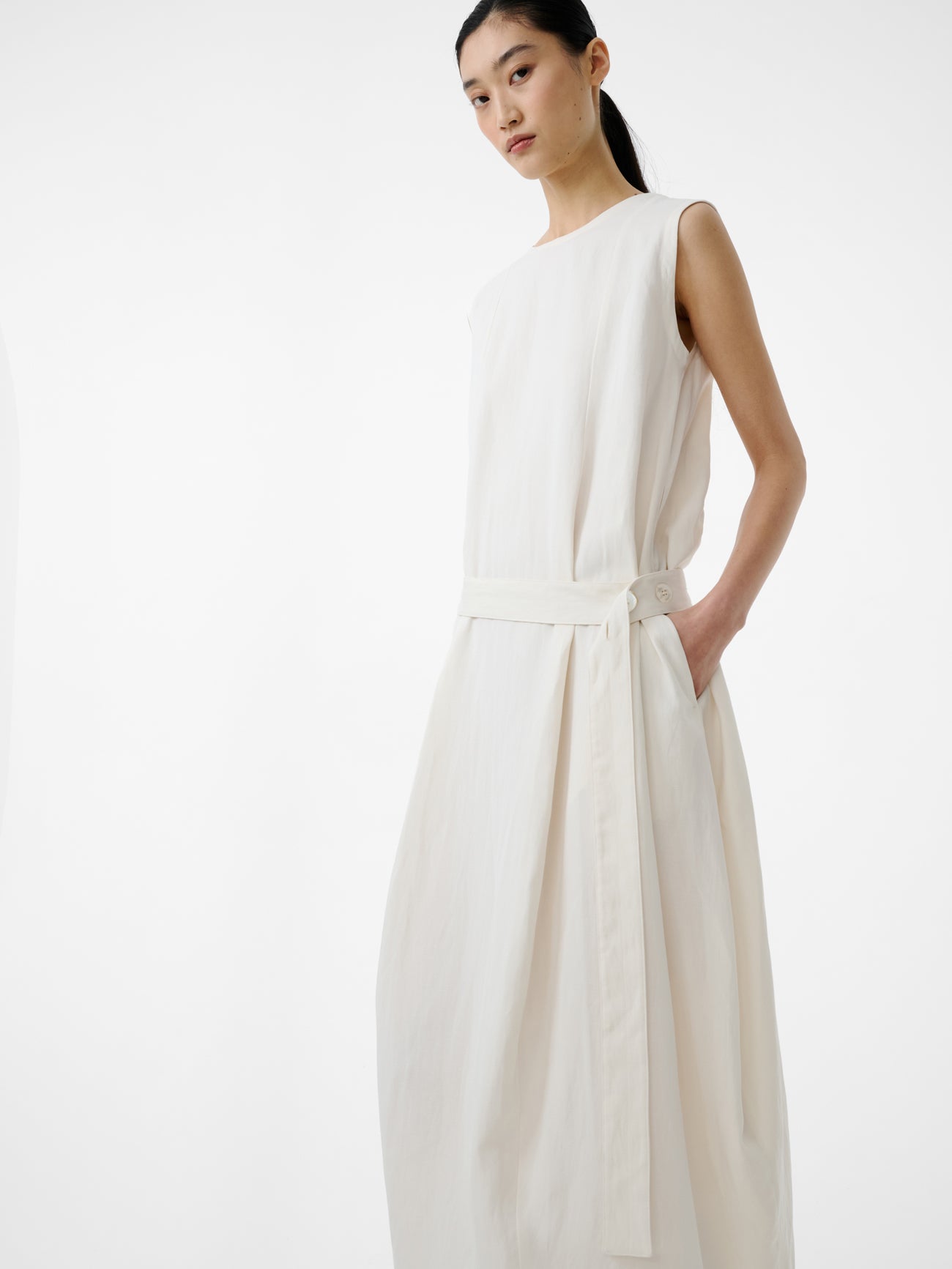 Wold Linen Dress in Chalk