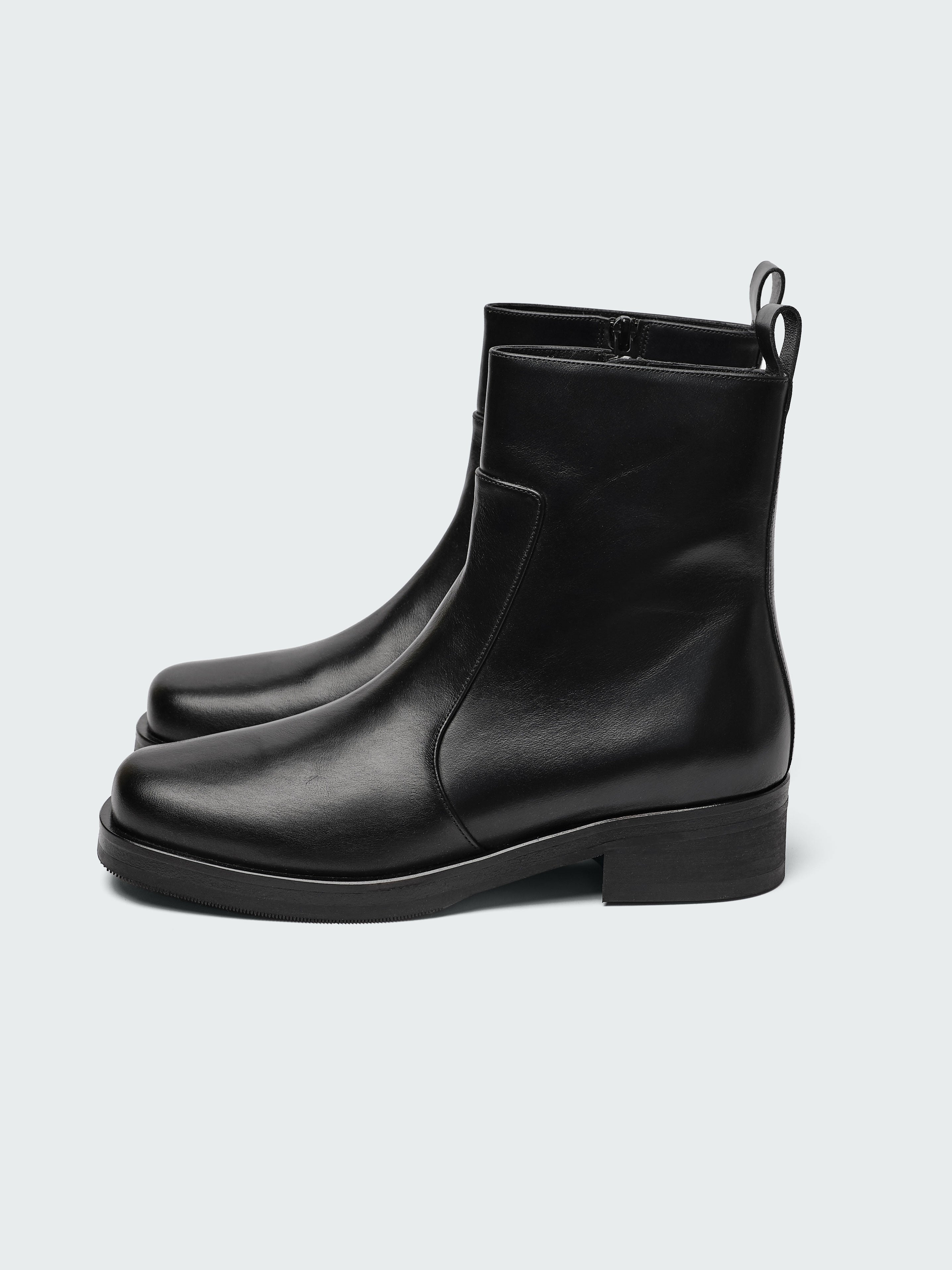 Women's Square Boot in Black– Studio Nicholson