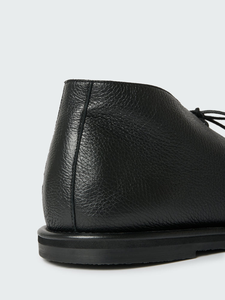 Women's Woodrow Shoe in Black