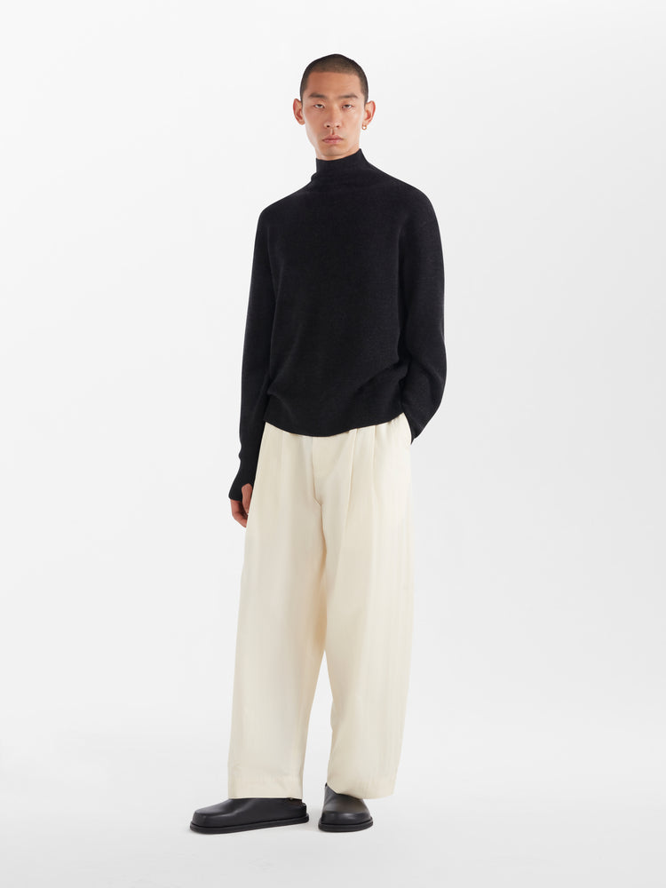 Yale Sporty Cotton Pant in Salve