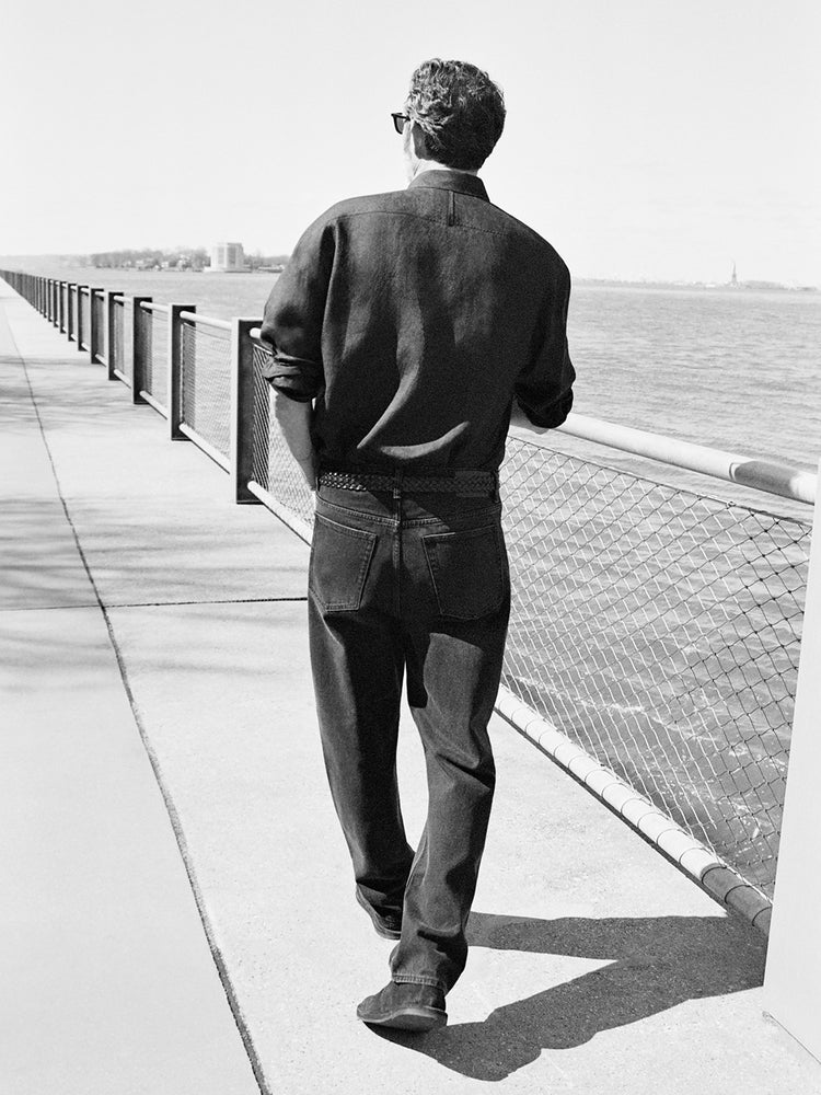 Rafe Linen Shirt in Darkest Navy