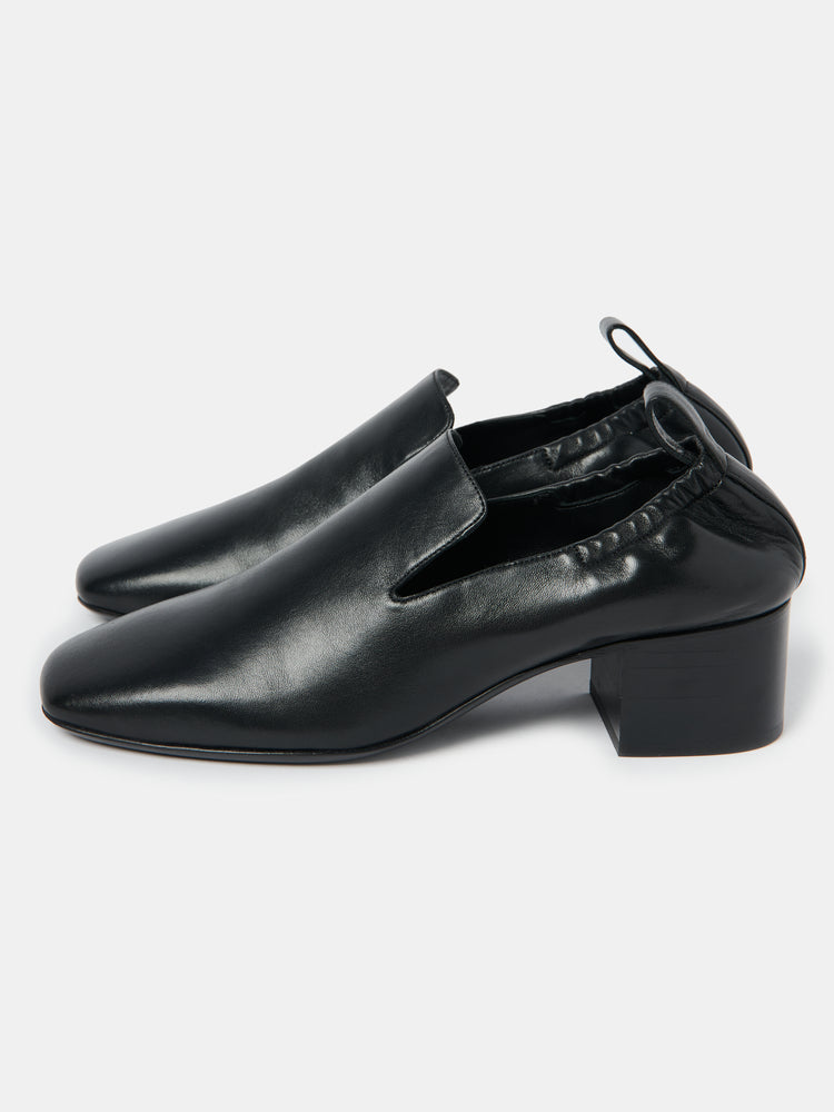 Moon Shoe in Black