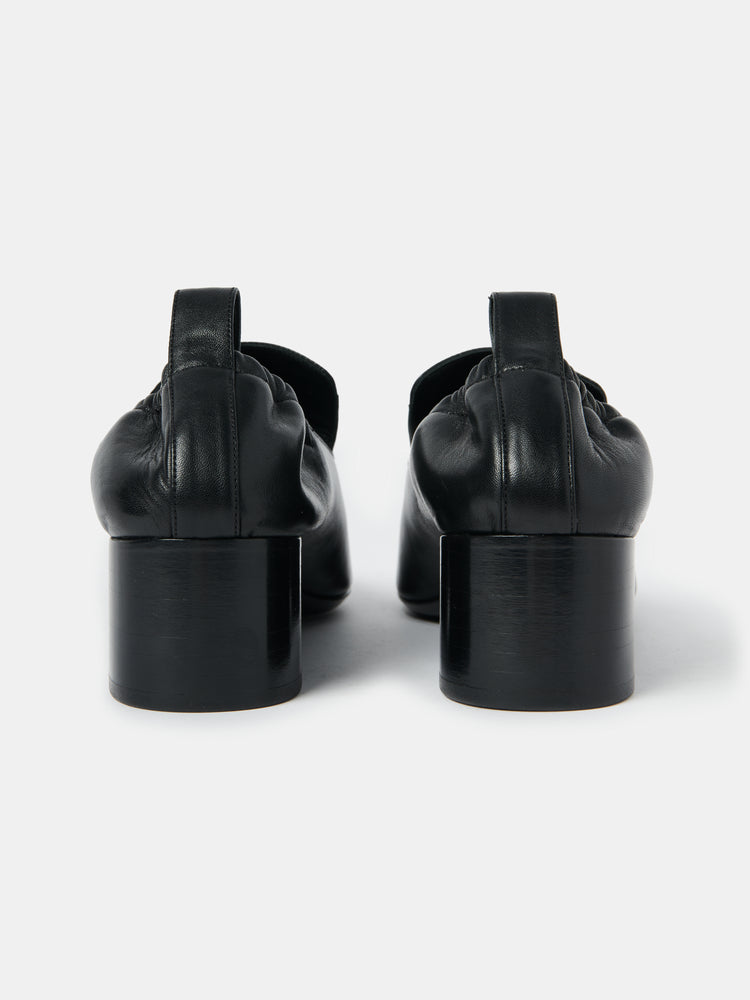 Moon Shoe in Black