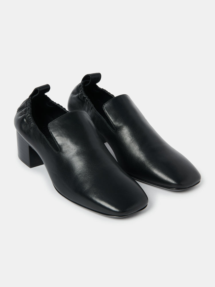 Moon Shoe in Black