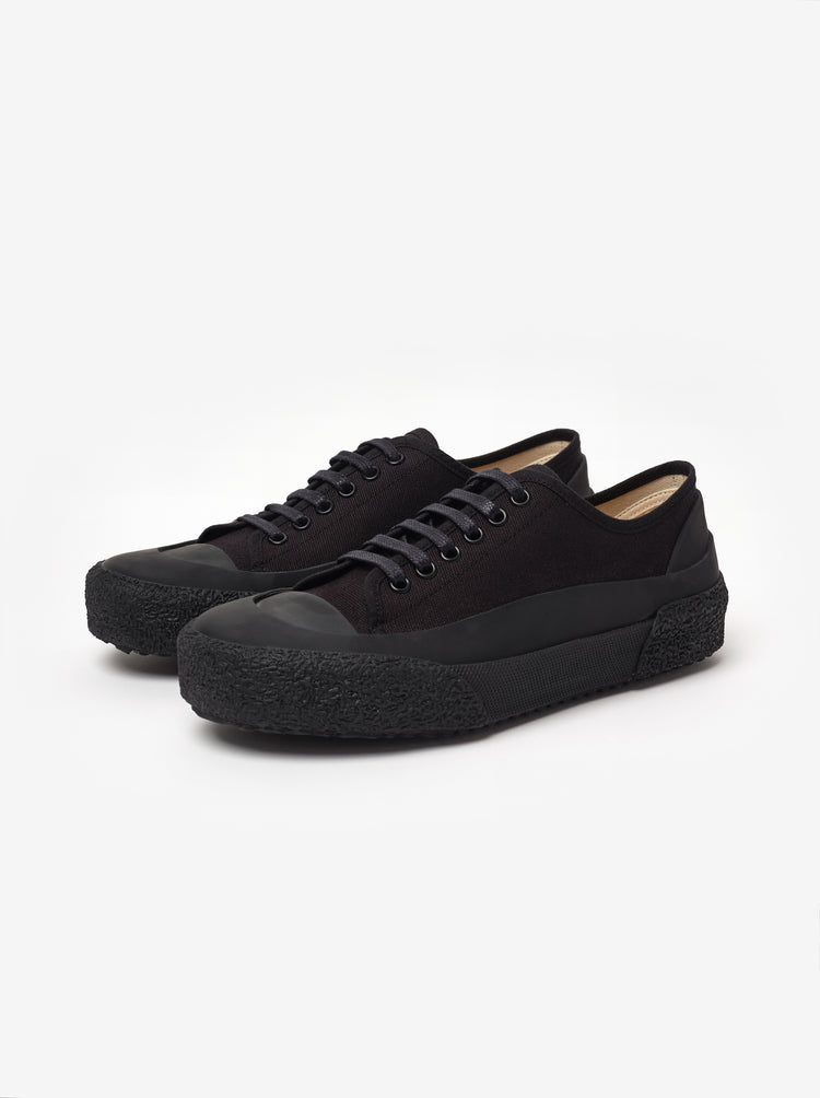 Sharp Canvas Shoe in Darkest Navy