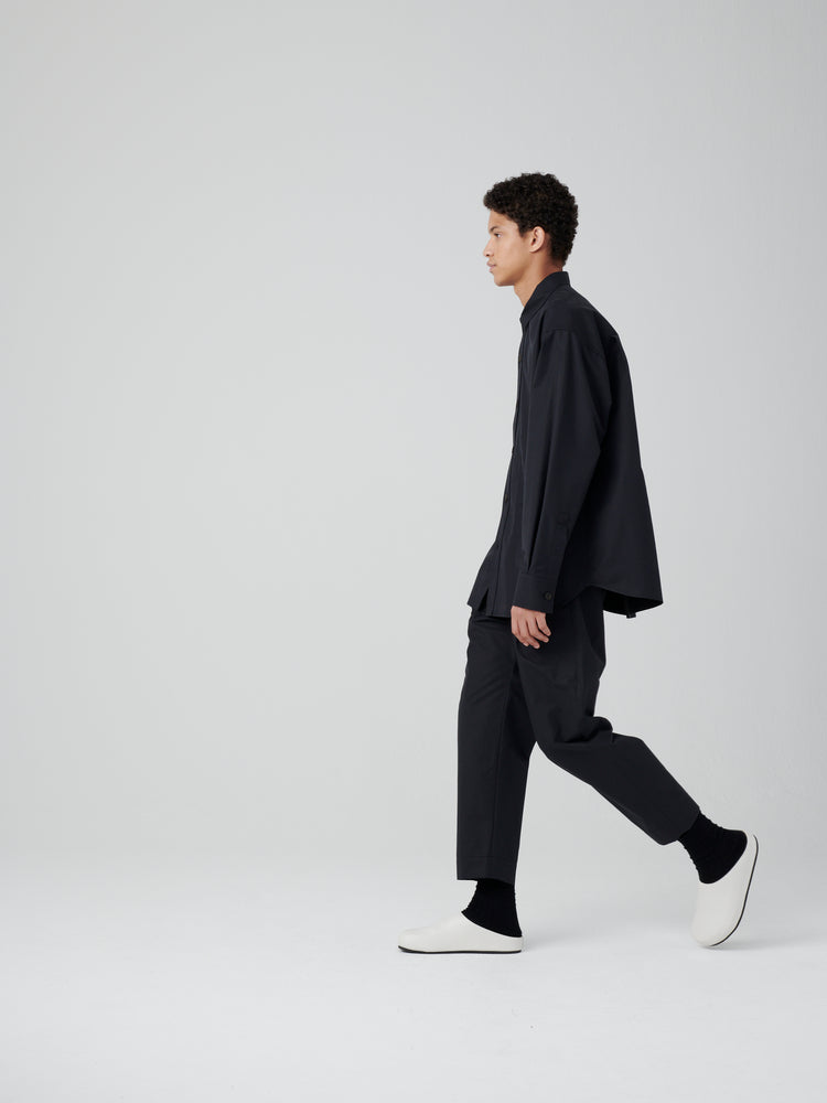 Men's Wearing Clog in Milk