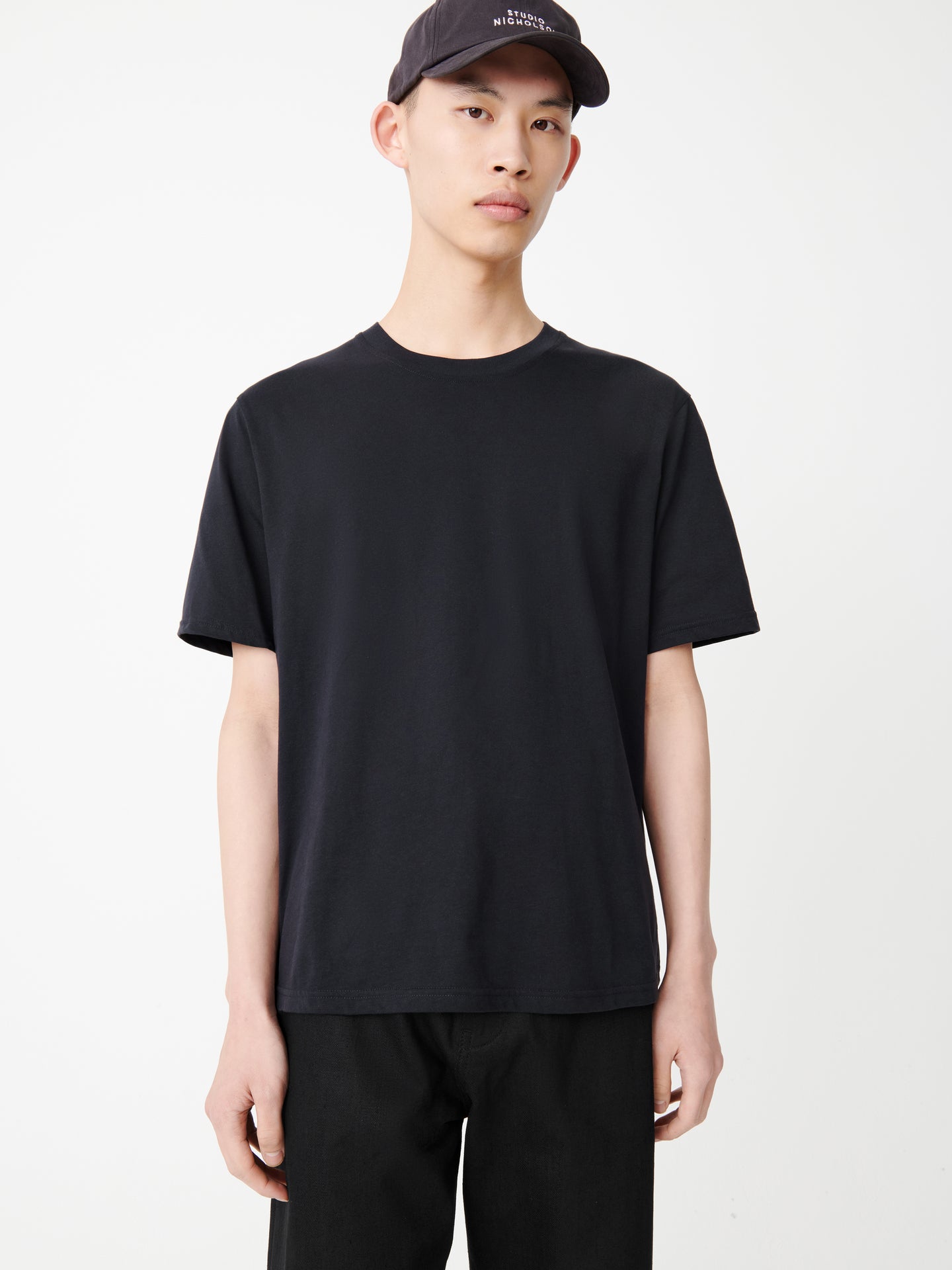 Bric T-Shirt in Darkest Navy