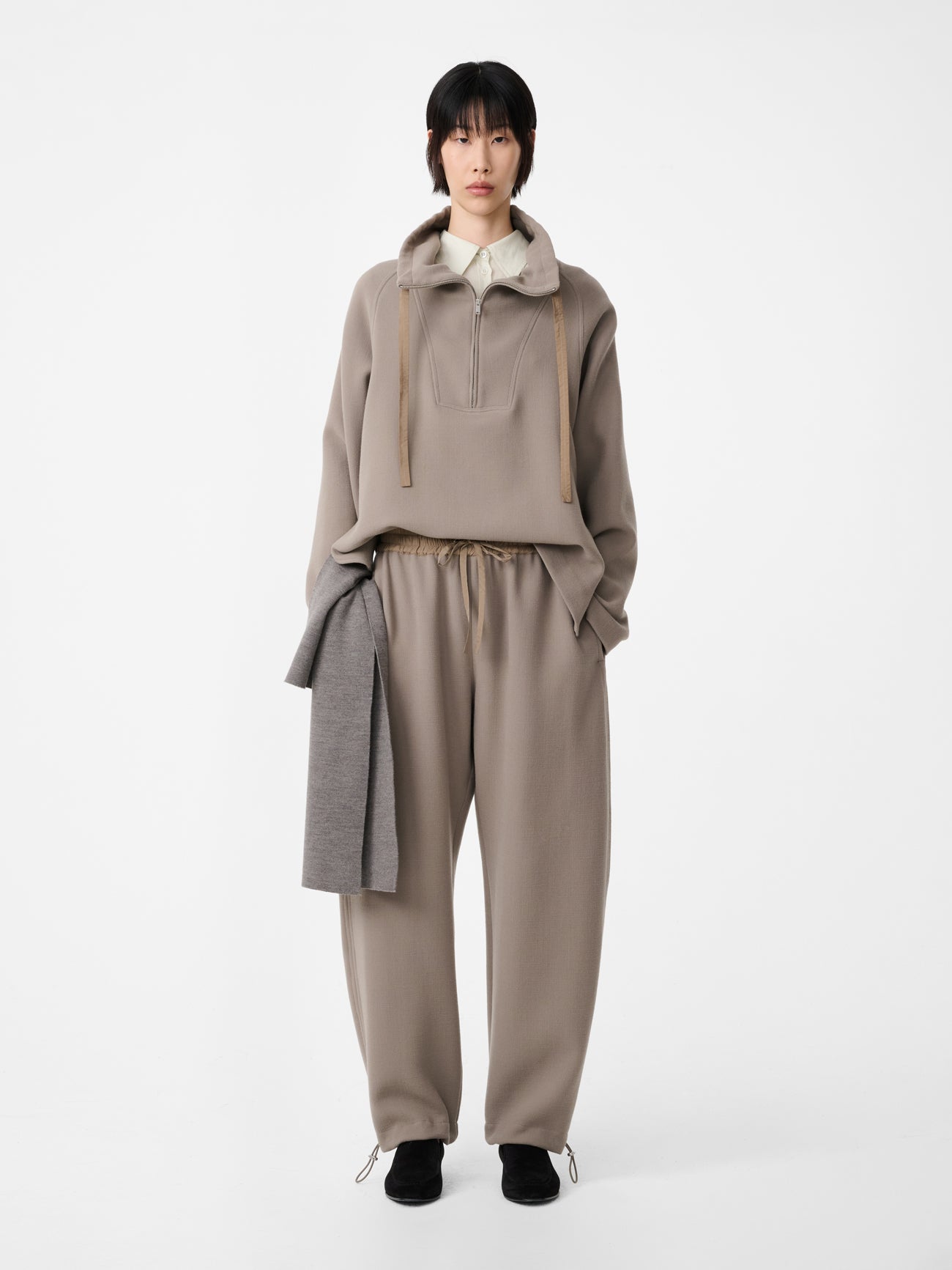 Aegon Top in Taupe