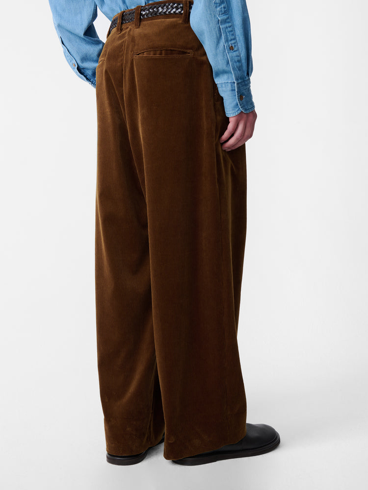 SN X BEAMS PLUS Alvy Corduroy Pant in Toffee