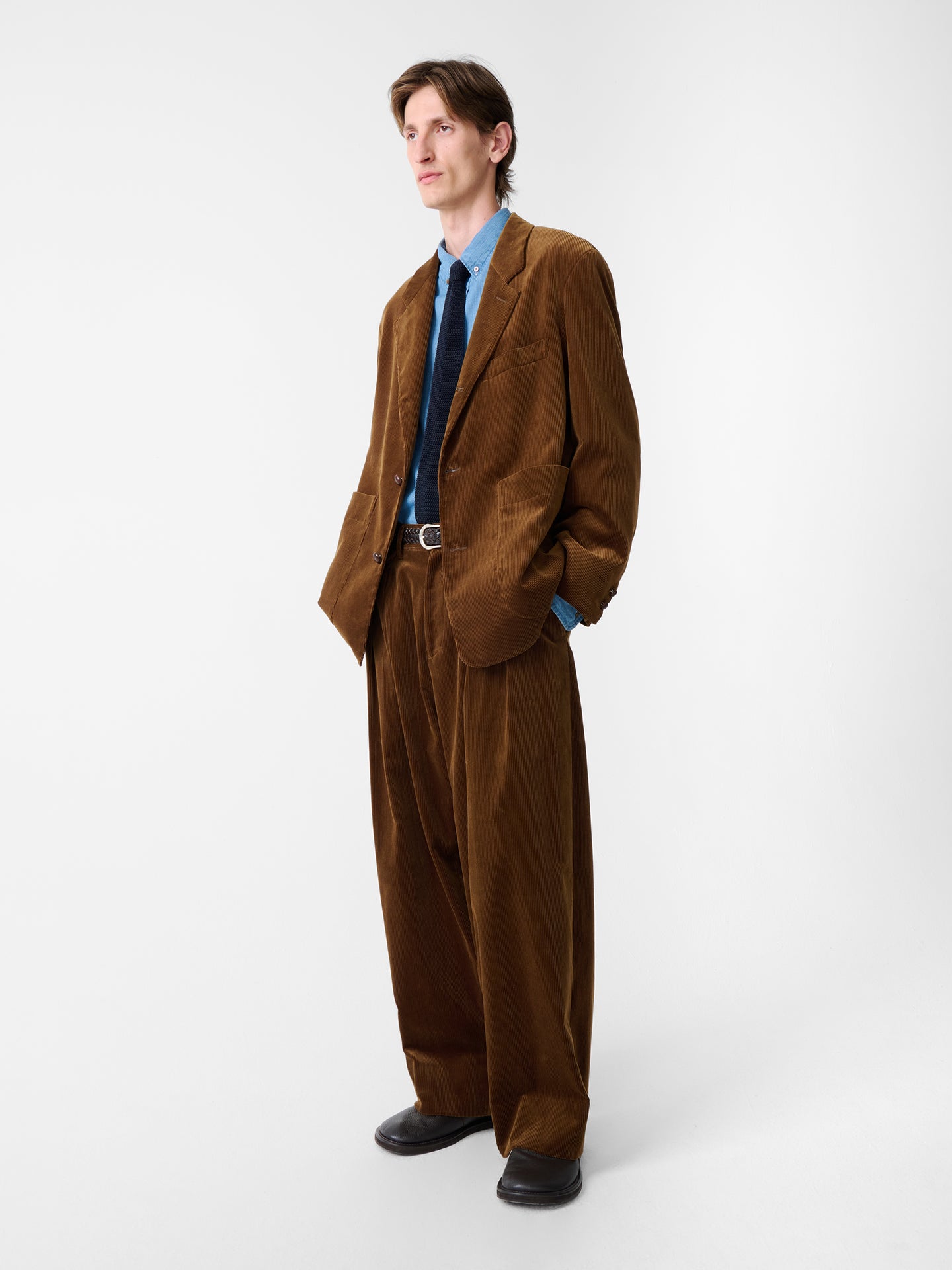 SN X BEAMS PLUS Alvy Corduroy Pant in Toffee