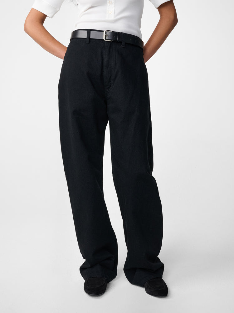 Alwyn Denim Pant in Black