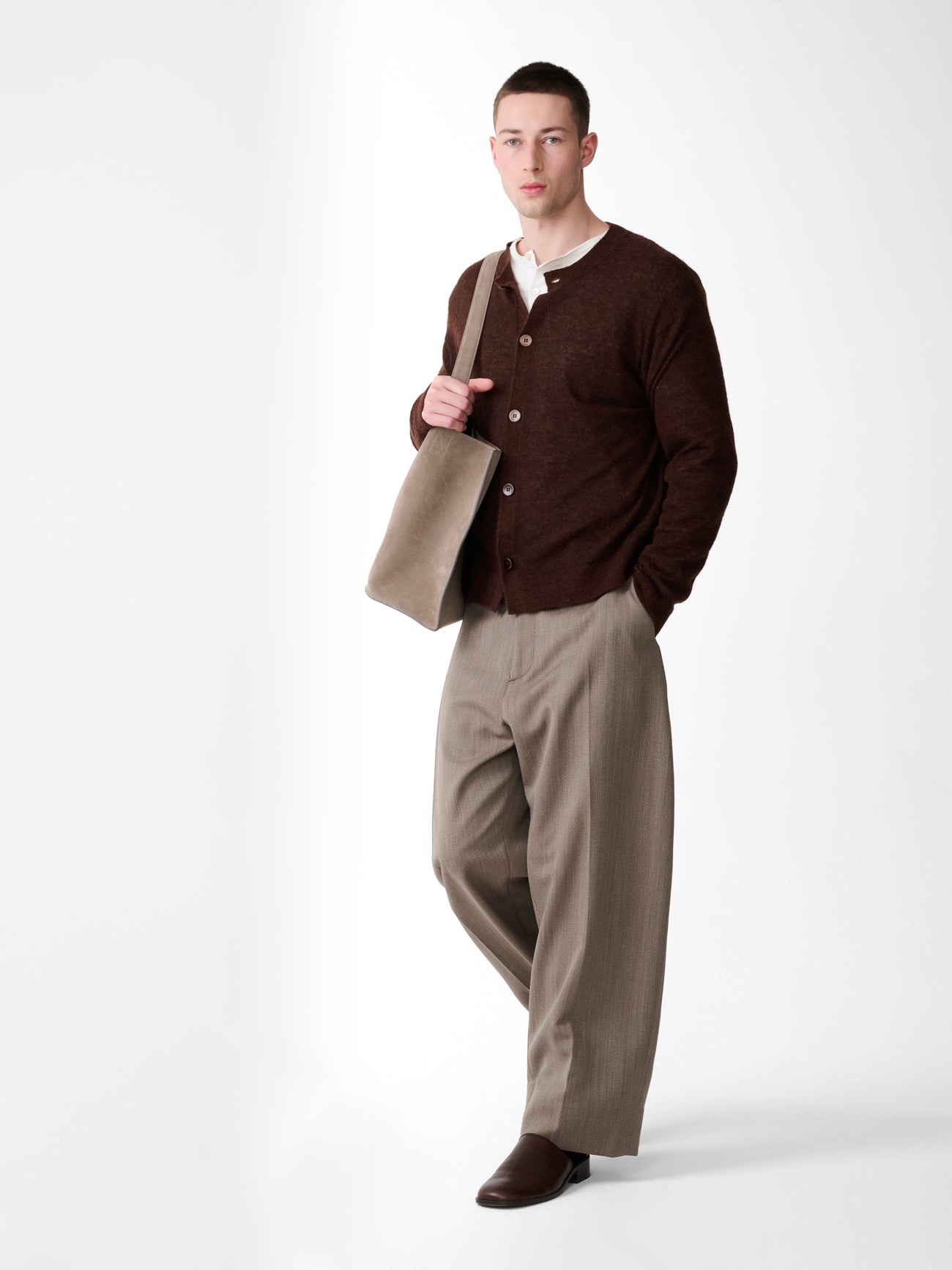 Andres Cardigan in Chestnut