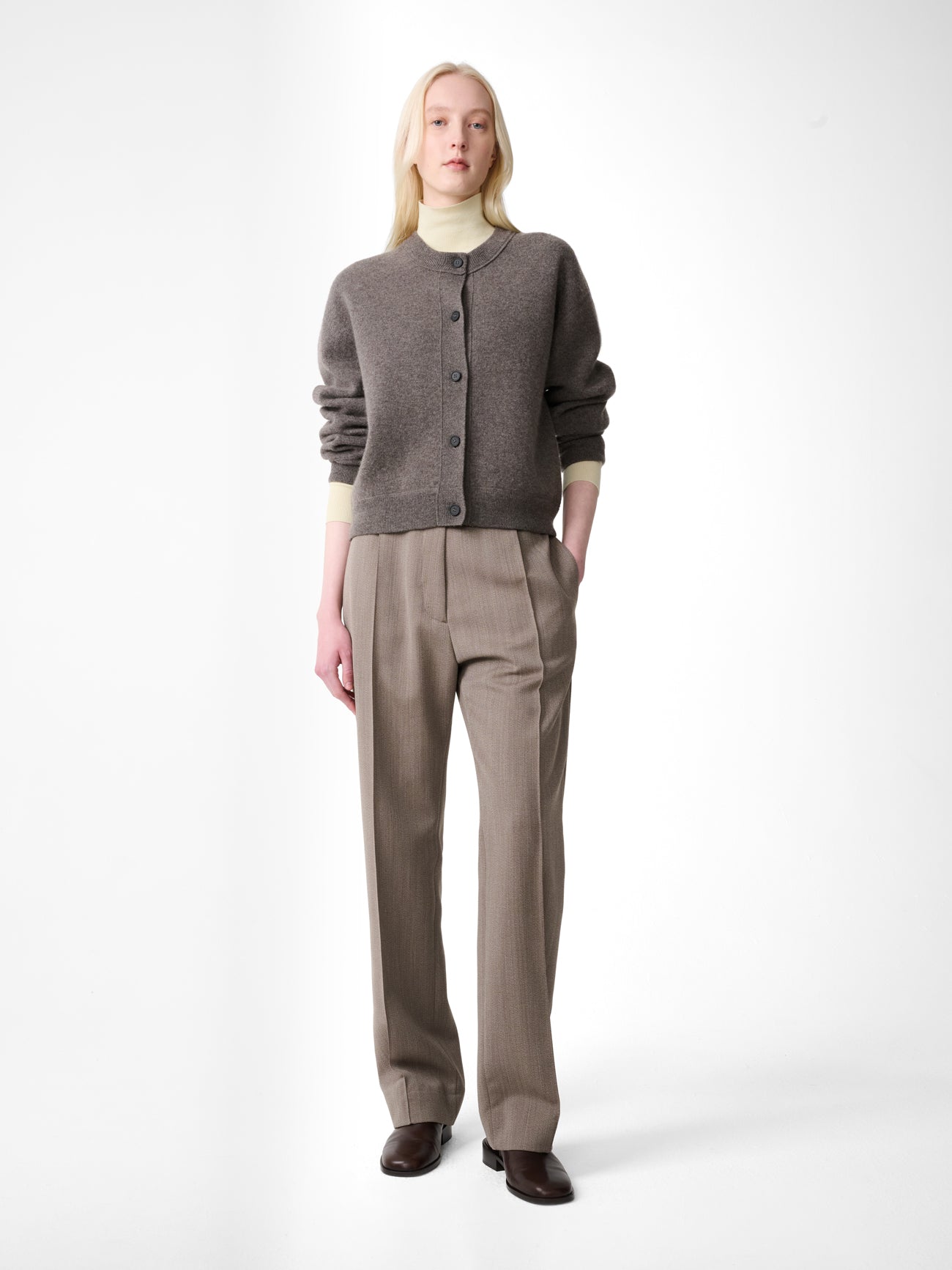 Arvine Cardigan in Mouse
