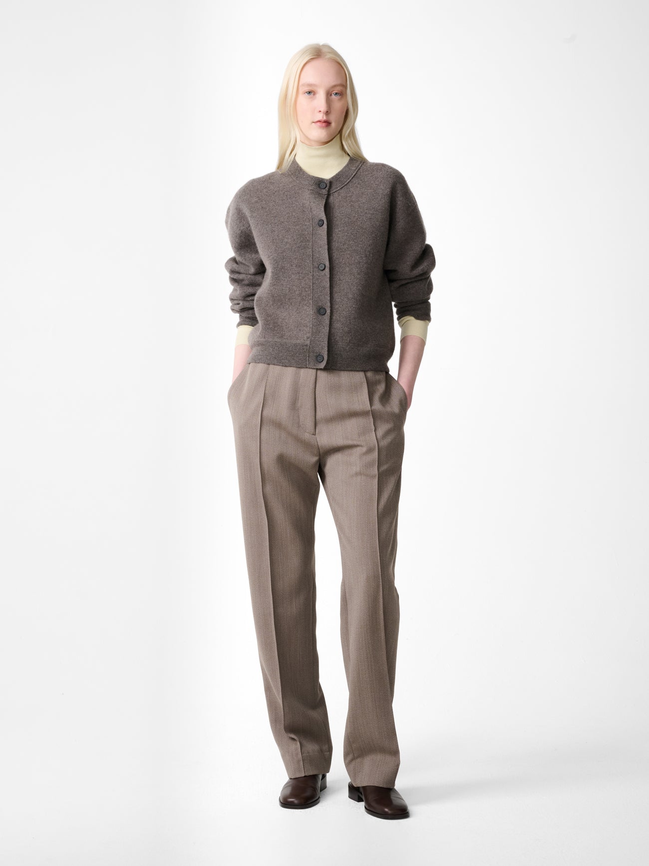 Arvine Cardigan in Mouse