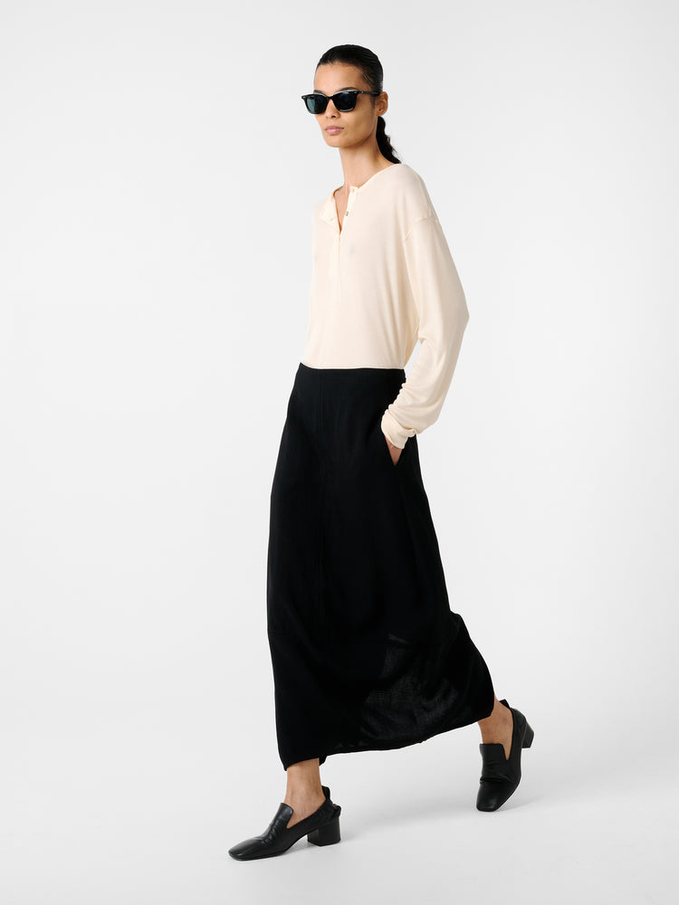 Beni Skirt in Black