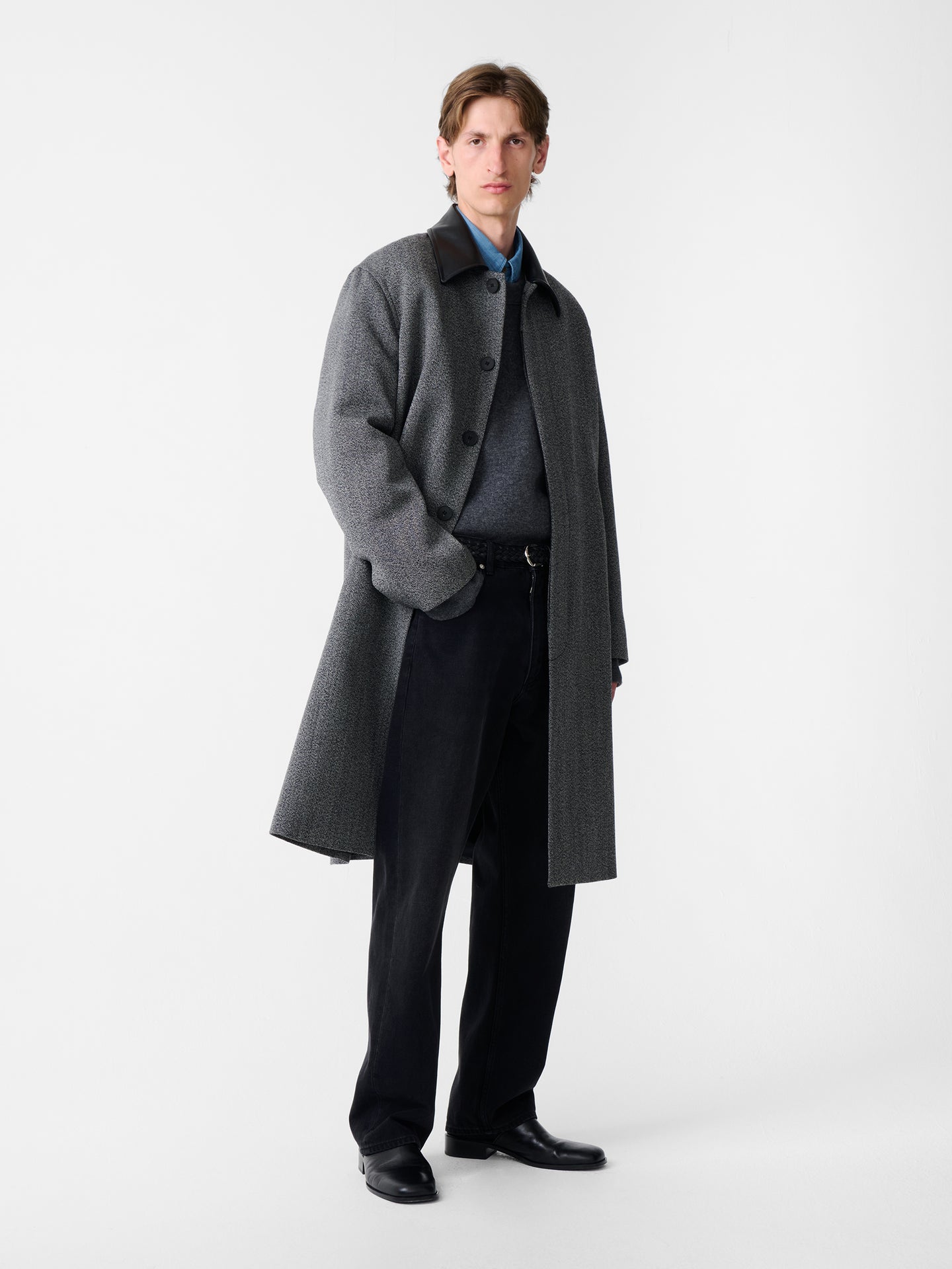 Bryn Coat in Black / White
