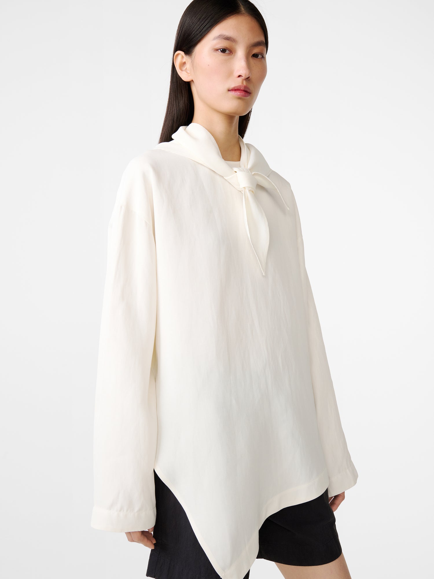 WOMEN'S SUMMER SALE TOPS