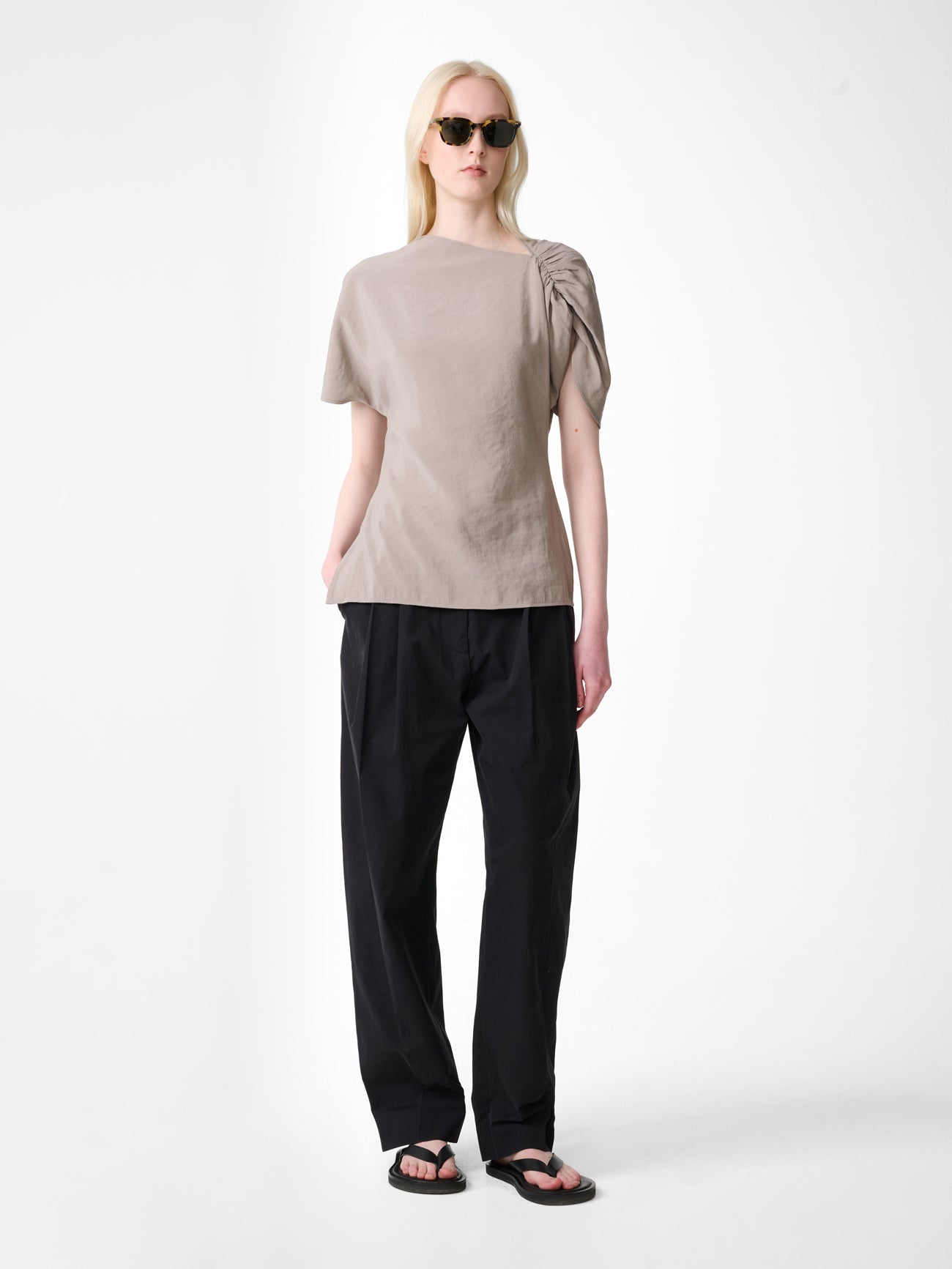 Carpi Top in Taupe