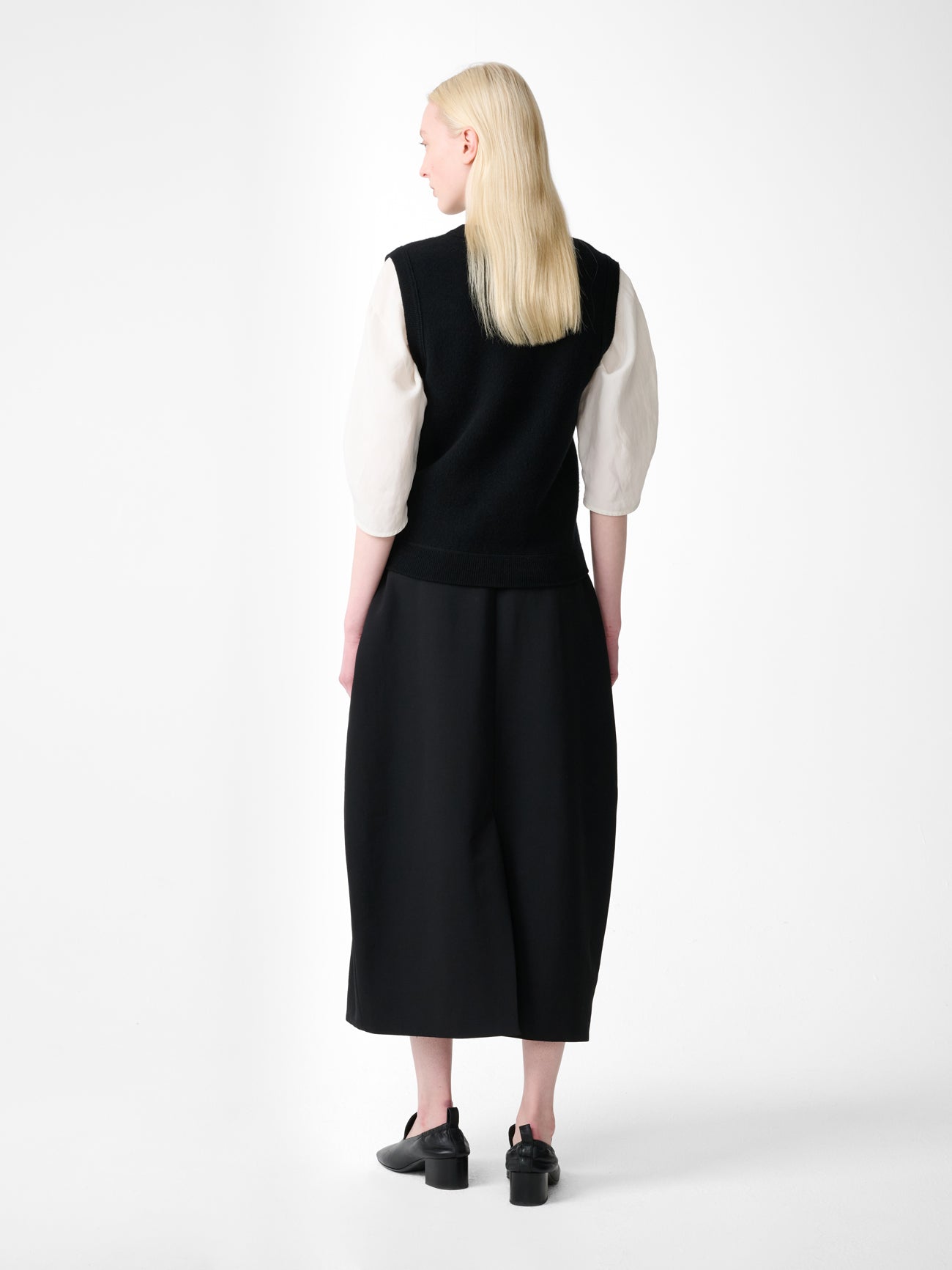 Carson Wool Skirt in Black