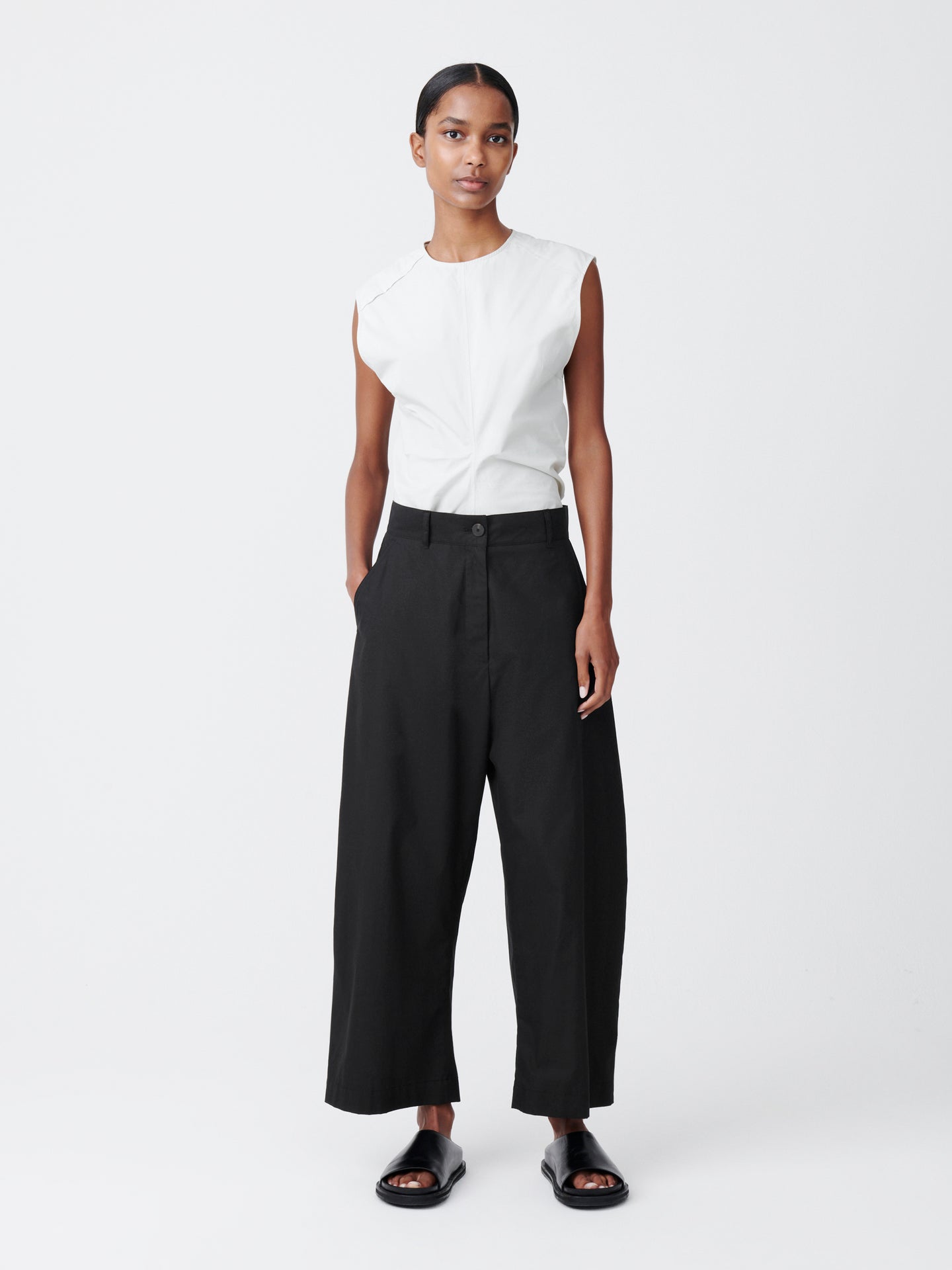 Chalco Pant in Black