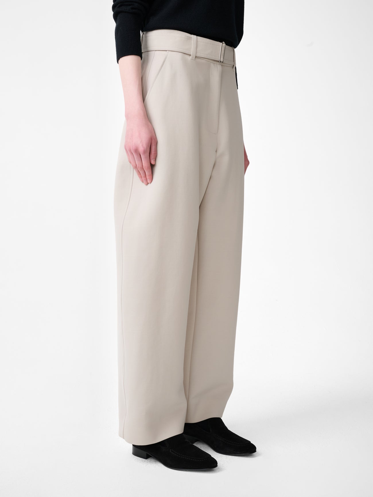 Chatto Wool Belted Pant in Putty