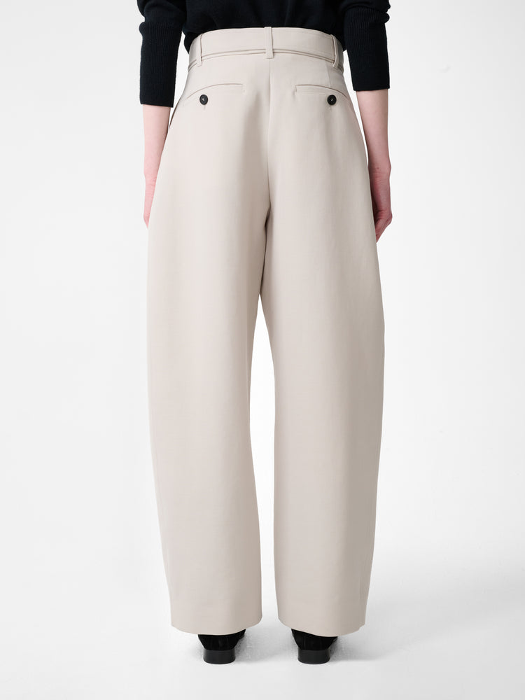 Chatto Wool Belted Pant in Putty