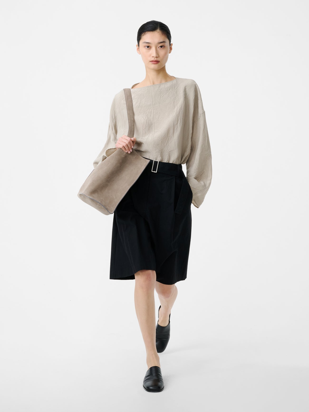 Creon Short in Black - Studio Nicholson