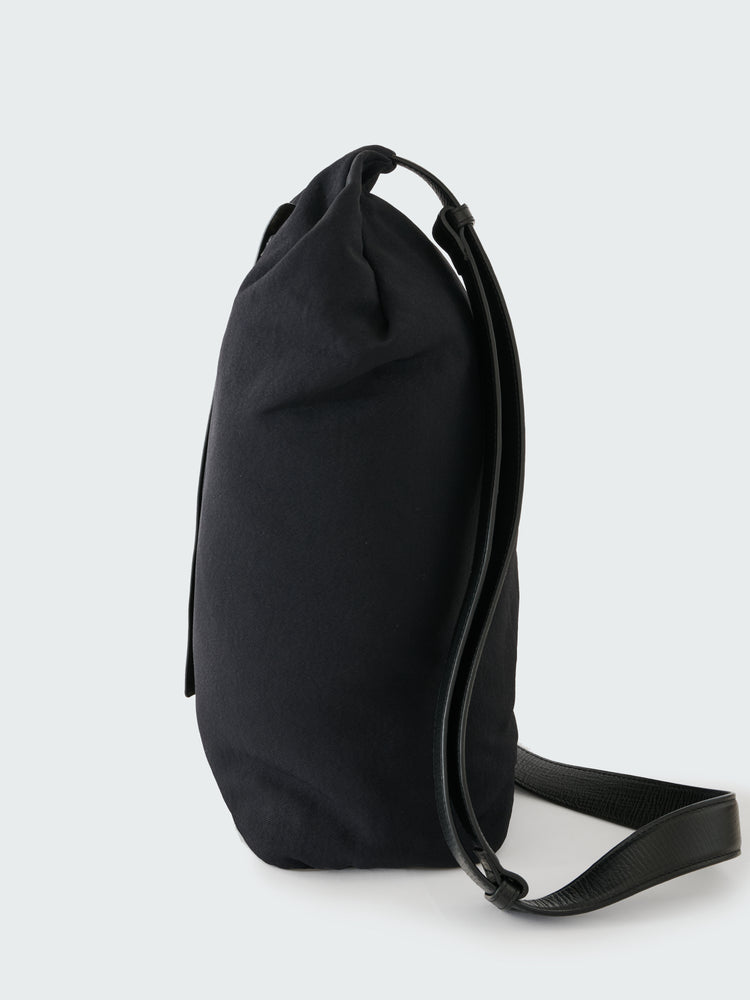 Cross Duffle Bag in Black