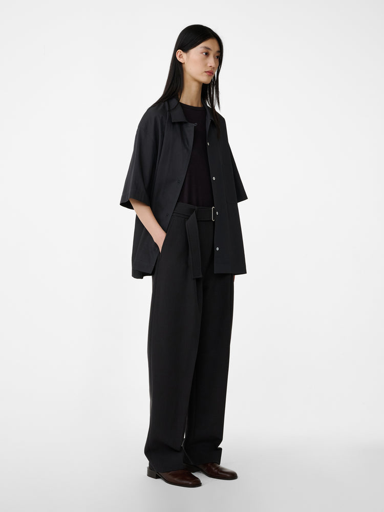 Delos Short Sleeve Viscose Shirt in Coal