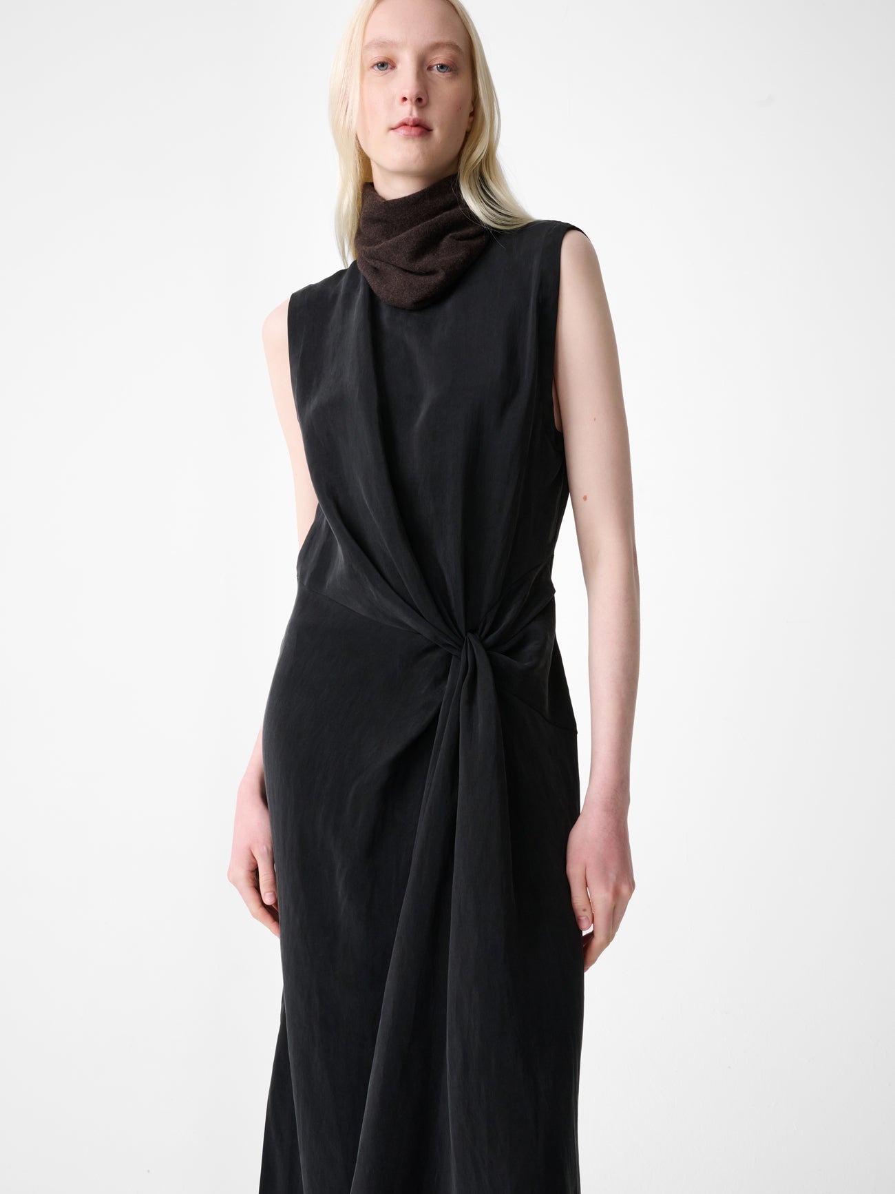 Delph Dress in Black