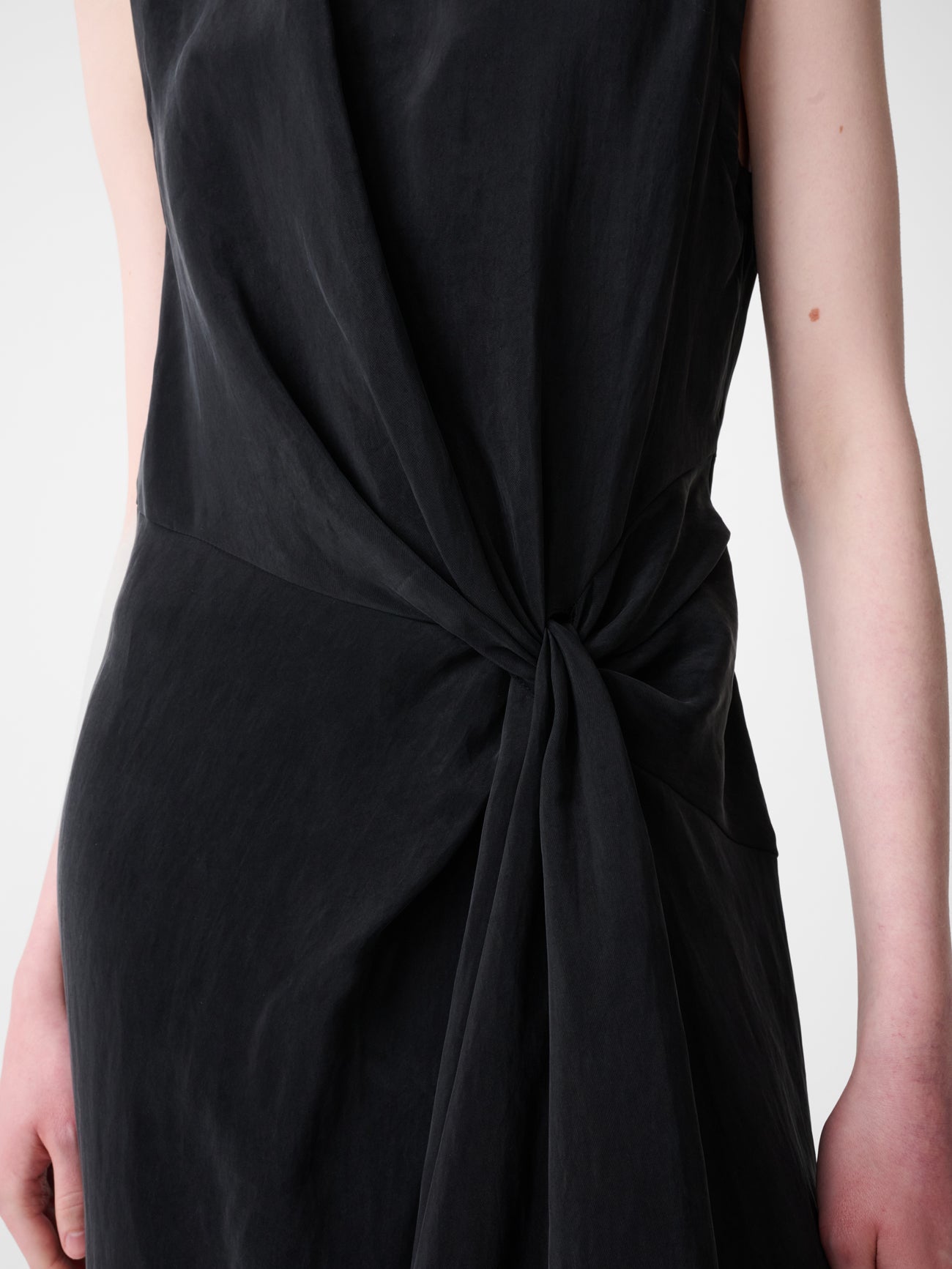 Delph Dress in Black
