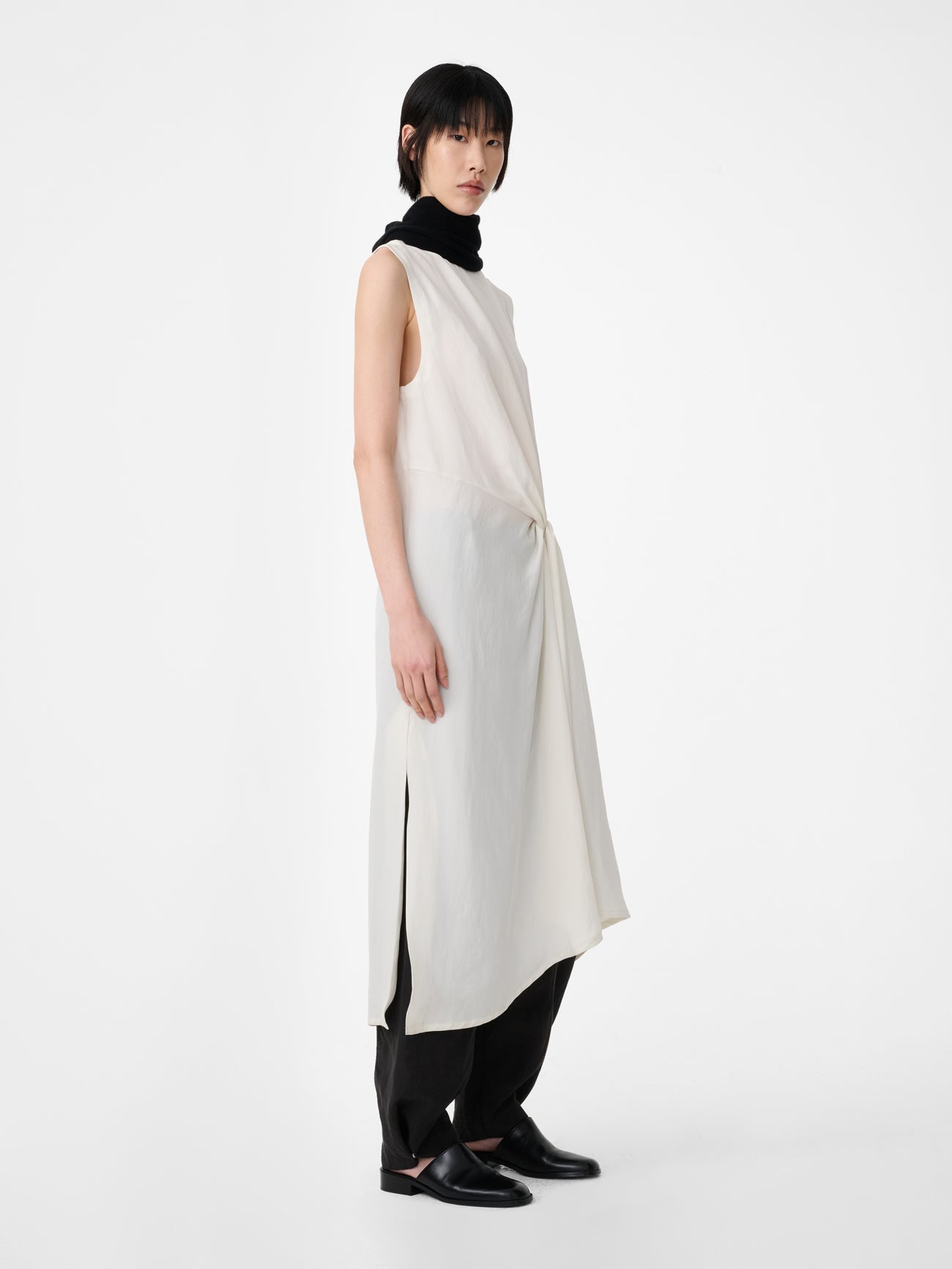Delph Dress in Dove