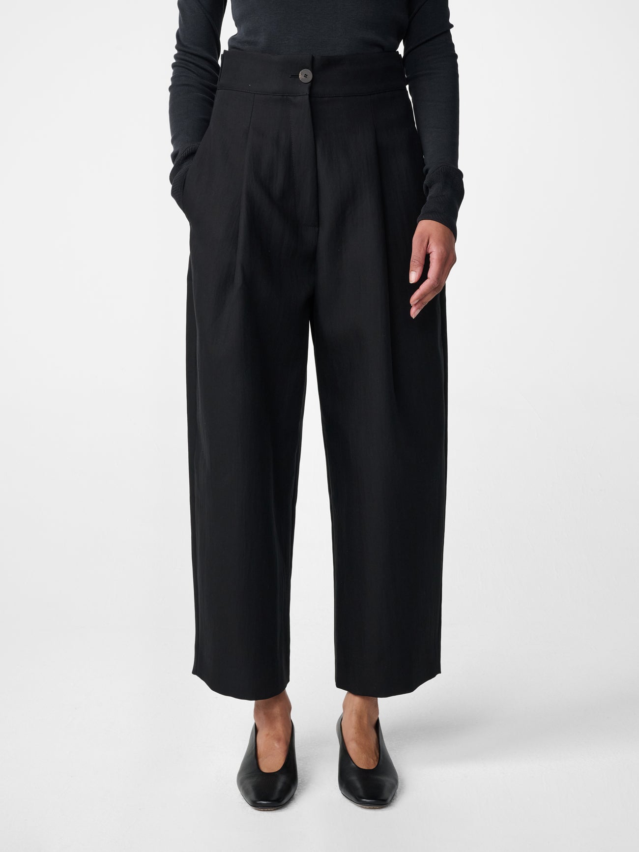 Fellini Pant in Black