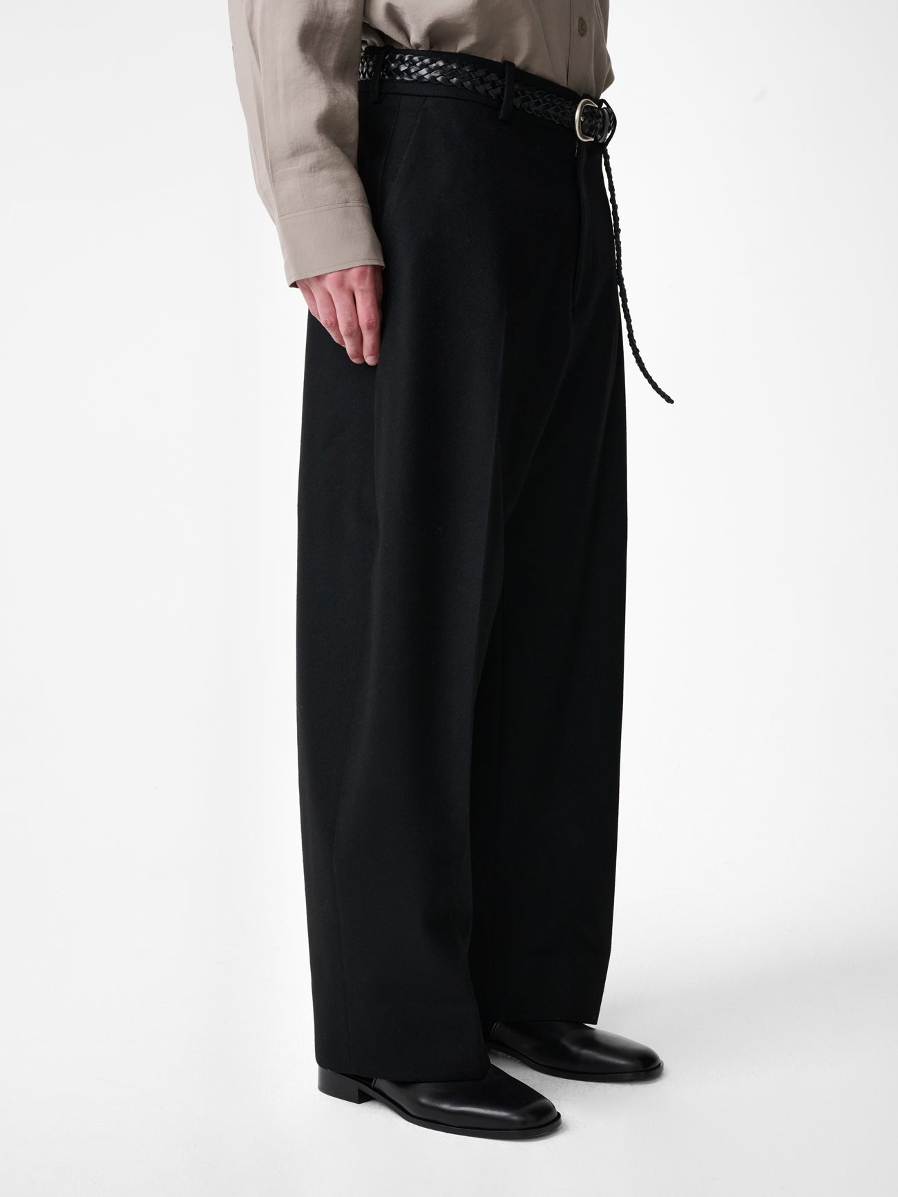 Fume Tailored Pant in Black