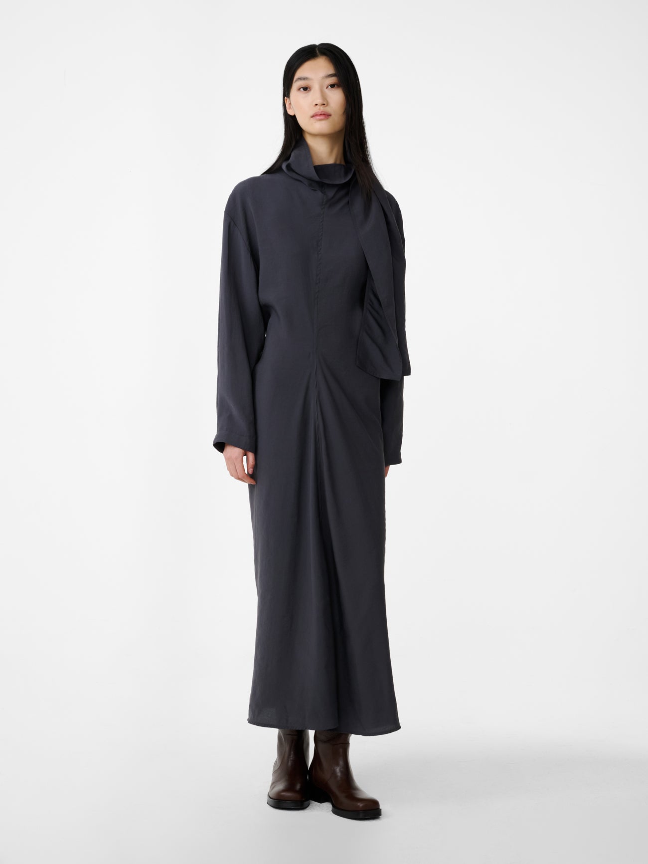 Haria Dress in Coal