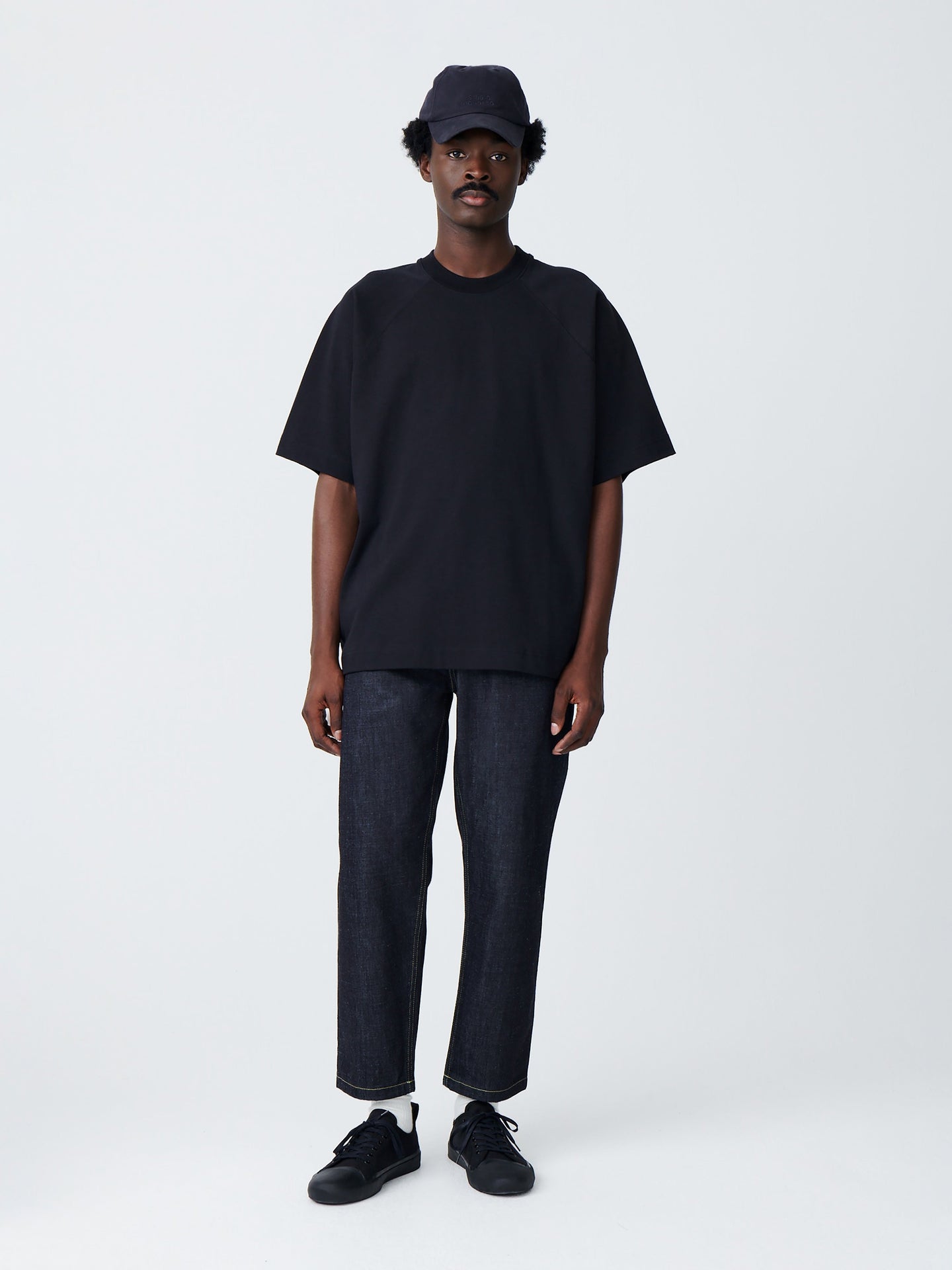 Harlow T-shirt in Black