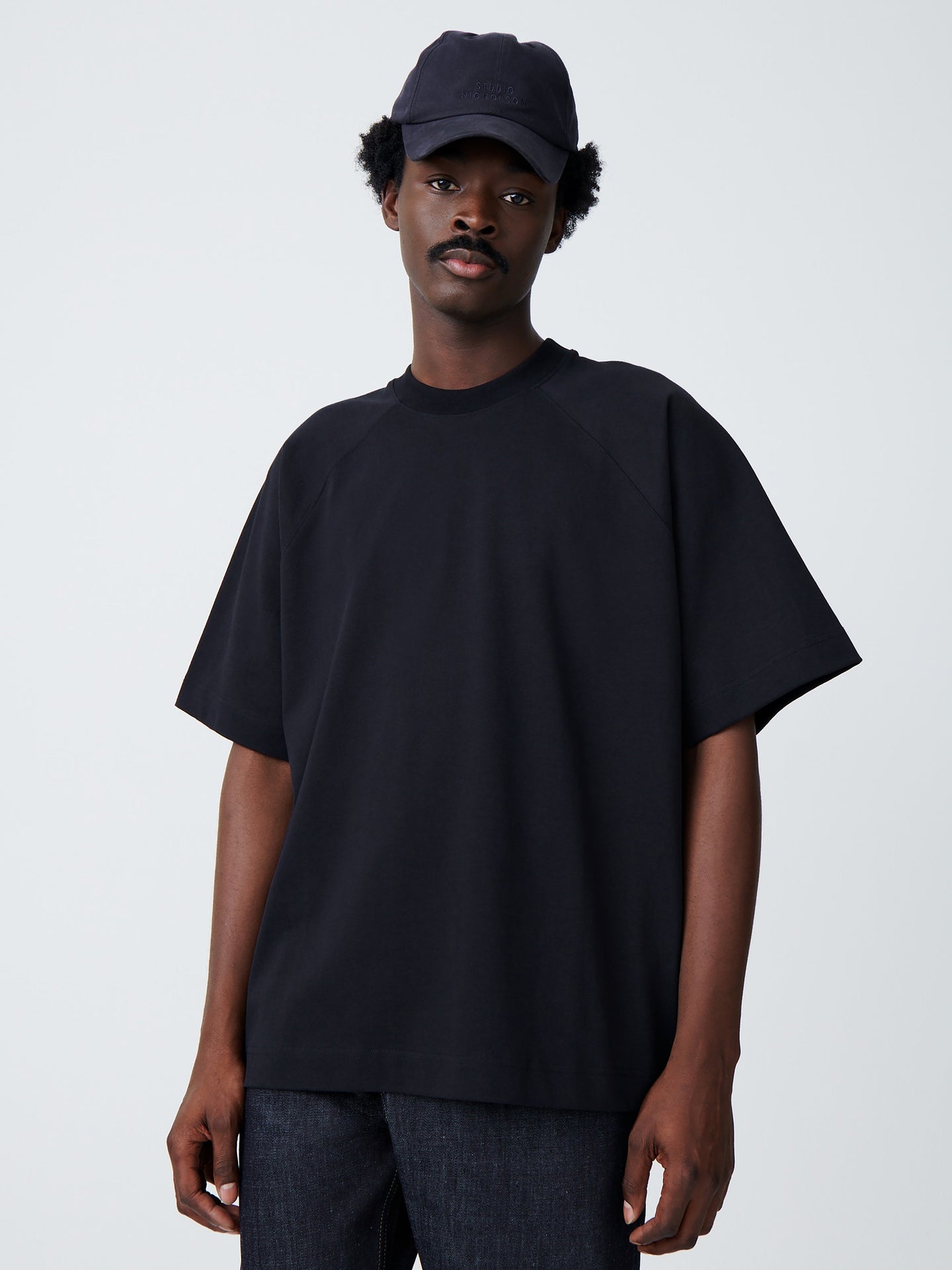 Harlow T-shirt in Black