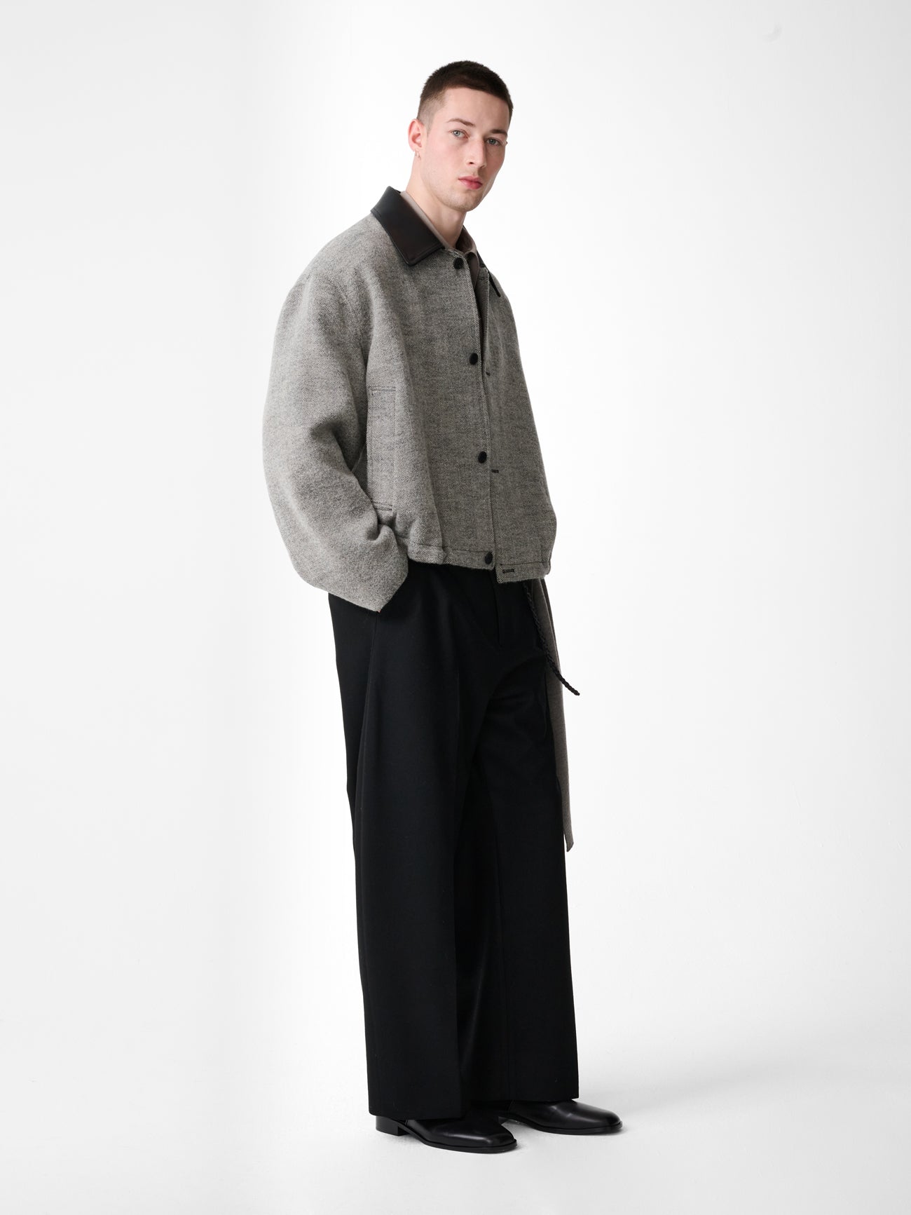 Howth Wool Jacket in Black / White