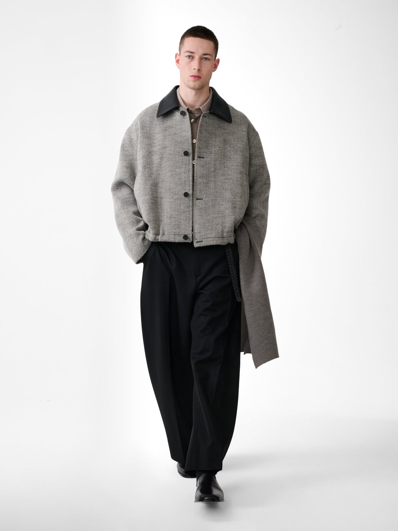 Howth Wool Jacket in Black / White