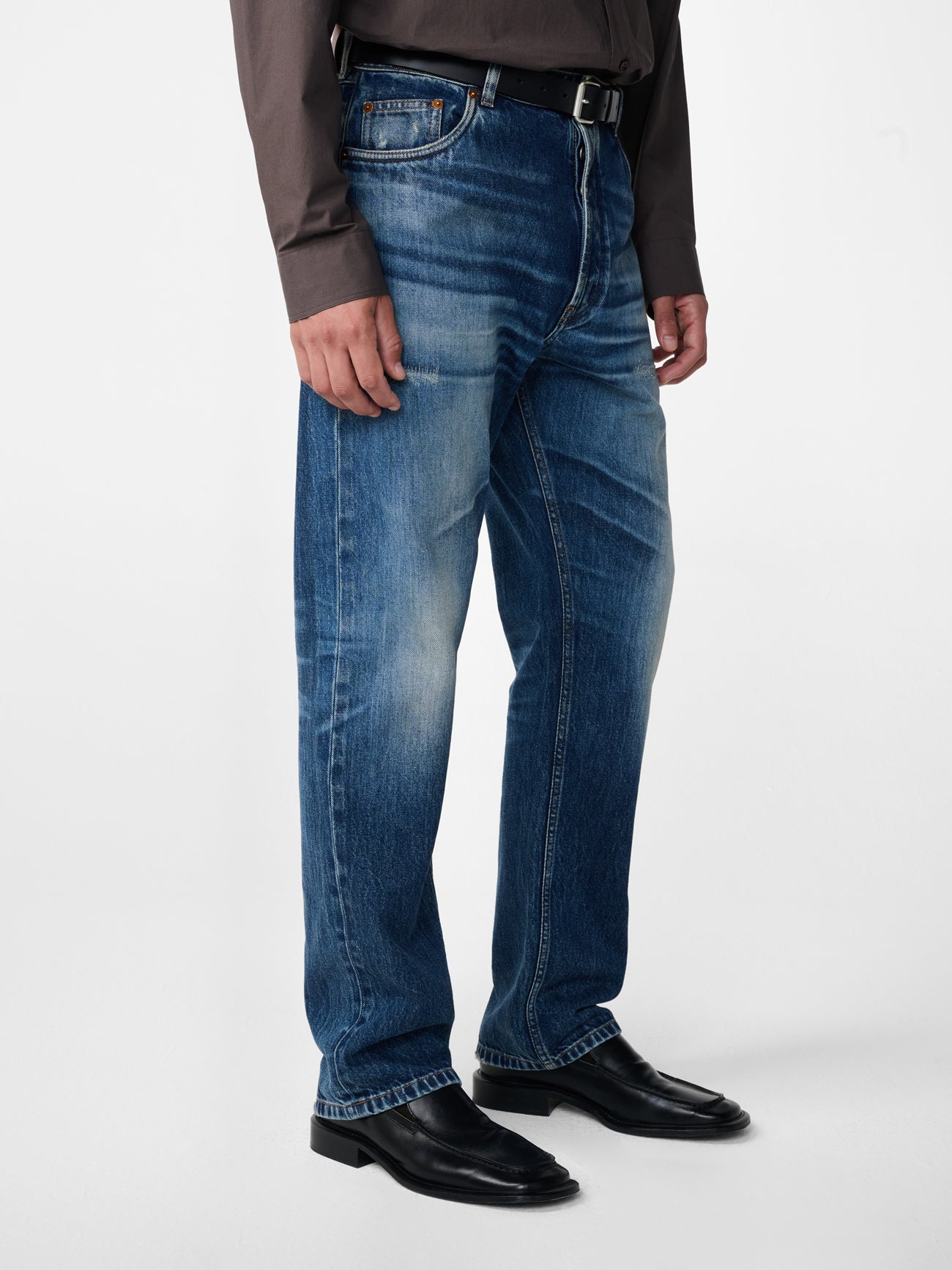Hyde Straight Leg Denim Pant in Thrashed Indigo Wash